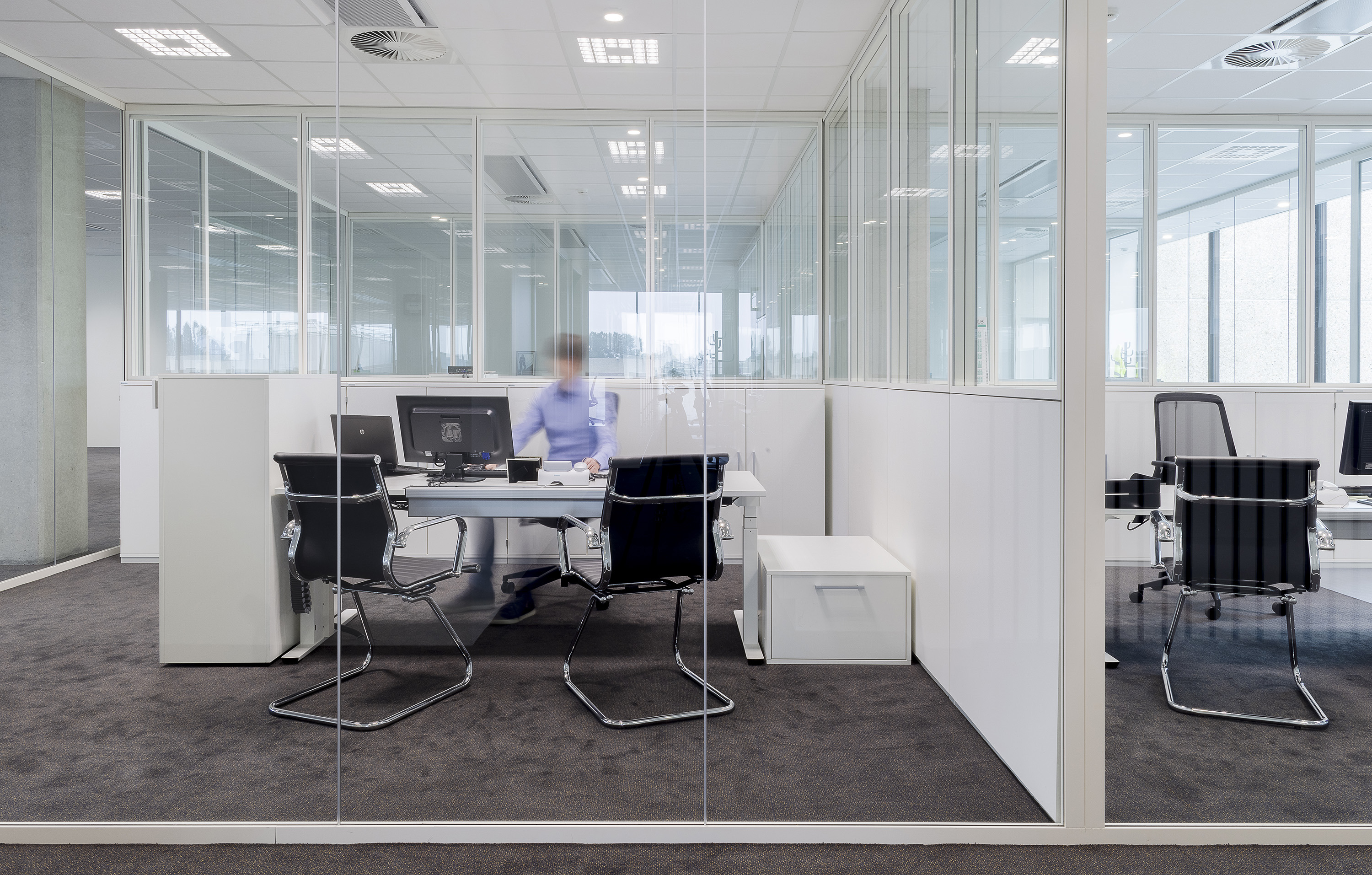 莱诺地毯公司总部-5