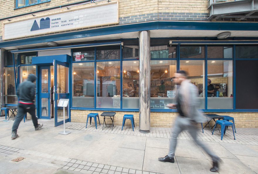 伦敦 Canary Wharf 区意大利风味餐厅设计-1