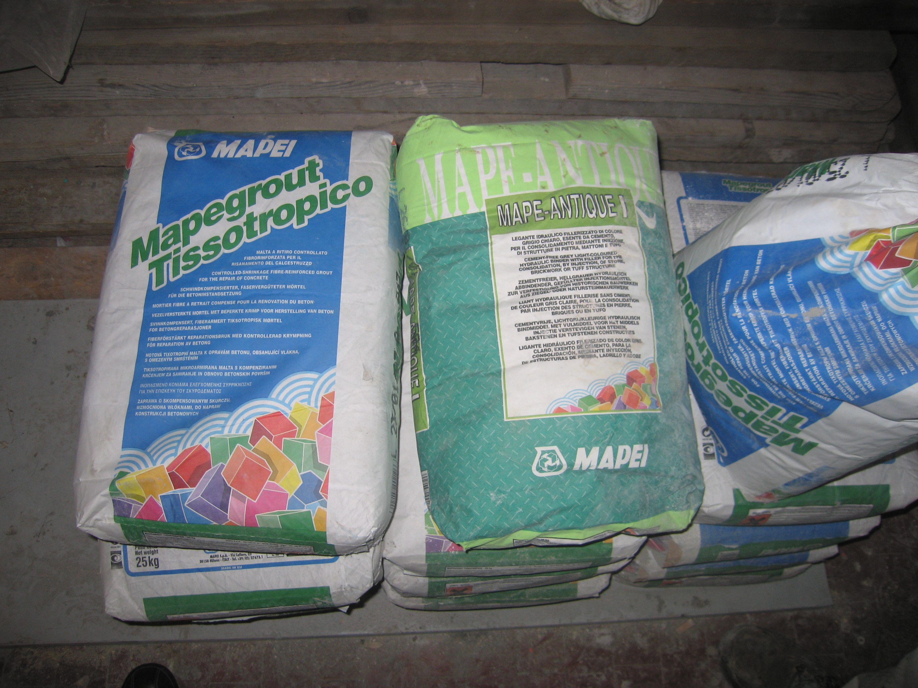 2007 年罗马历史建筑结构加固修复案例-156