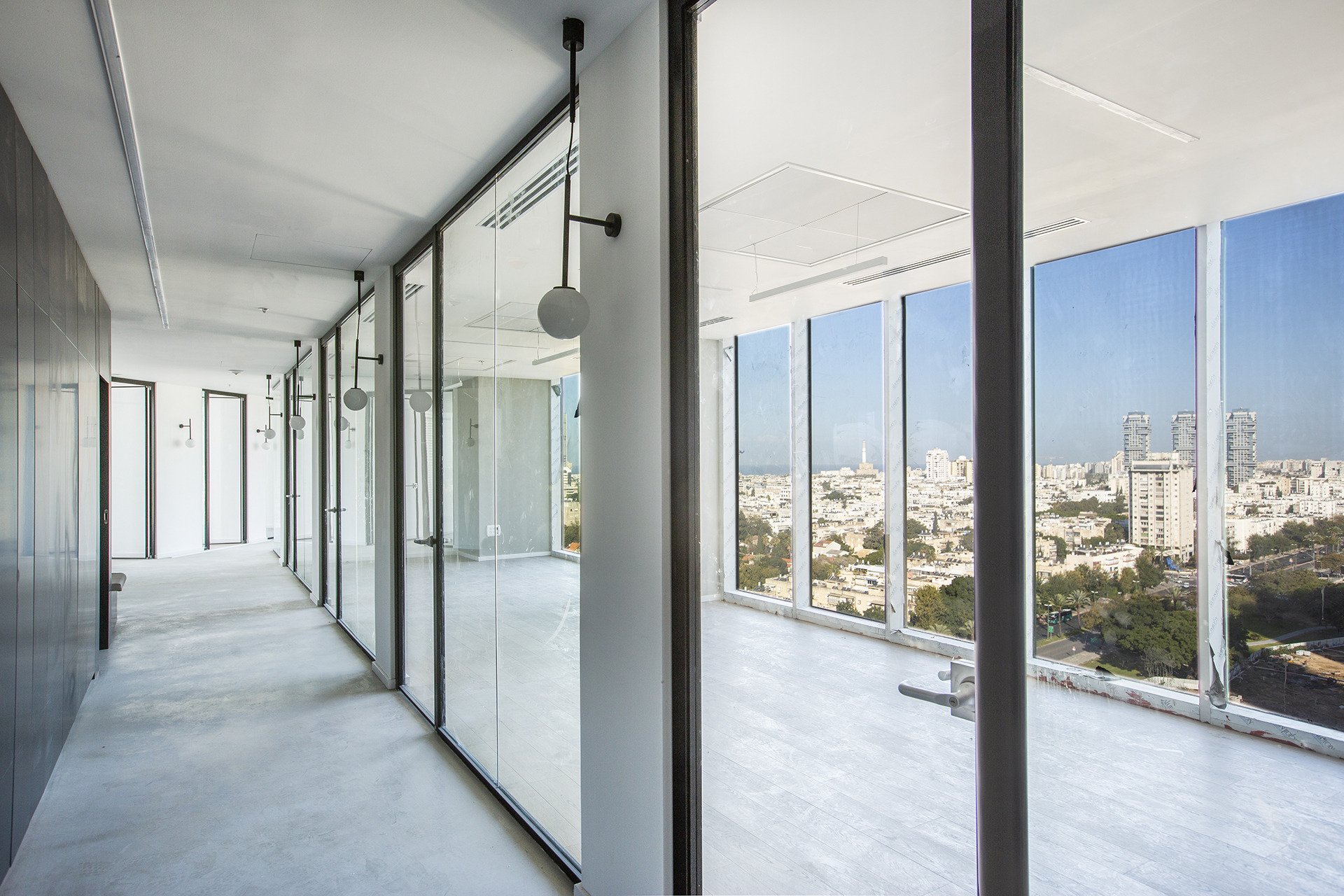 2019 年完成的 TLV 办公室设计-6