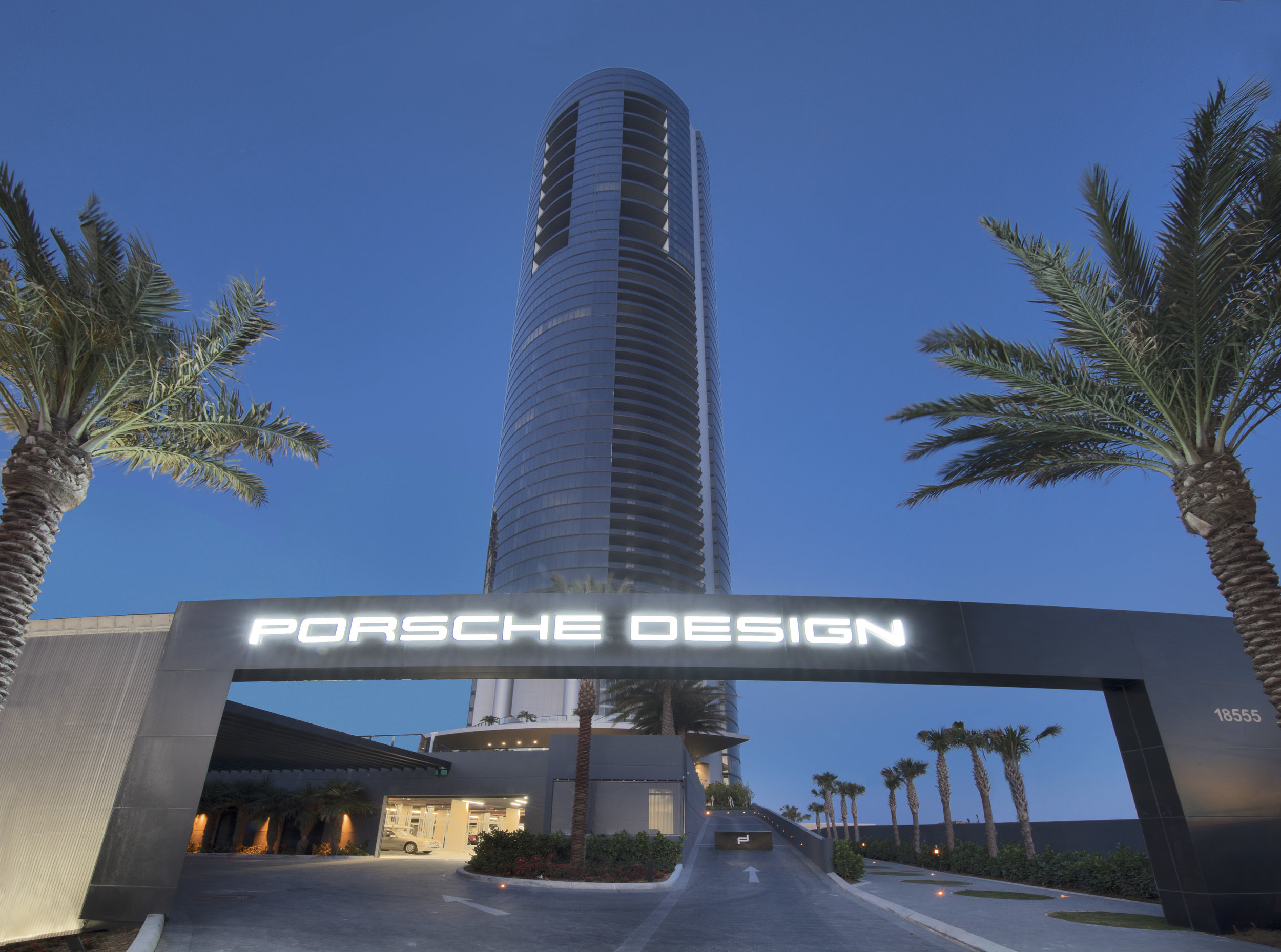 佛罗里达 Porsche Design Tower——汽车电梯引领的奢华生活-1