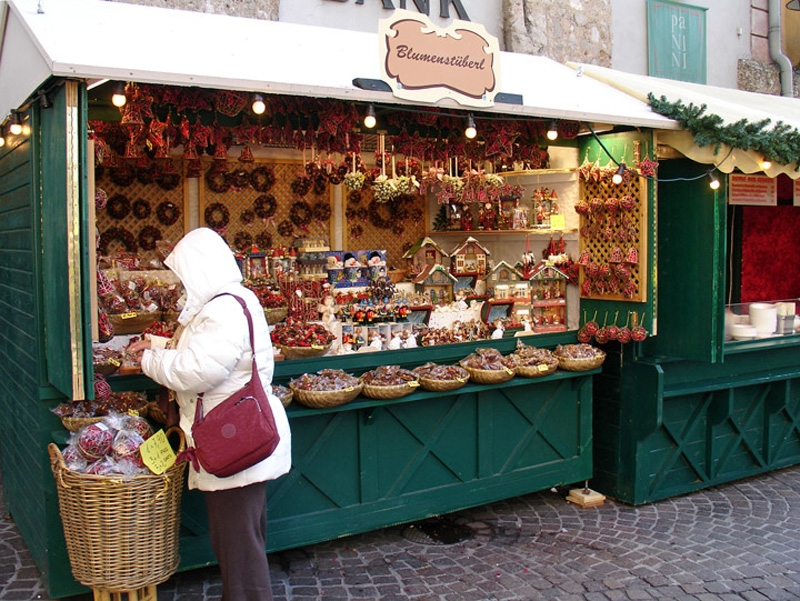 [购物中心] 欧洲圣诞市场的一片喜庆-19