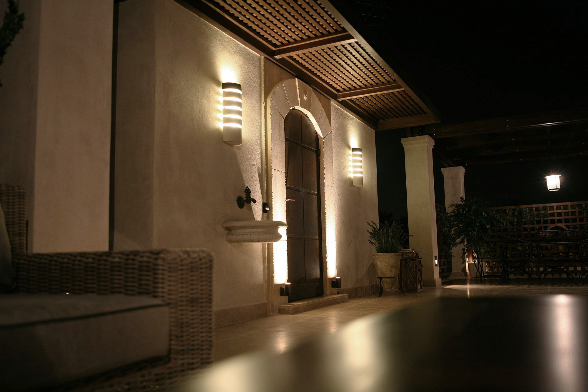 简约时尚的露台公寓设计-1