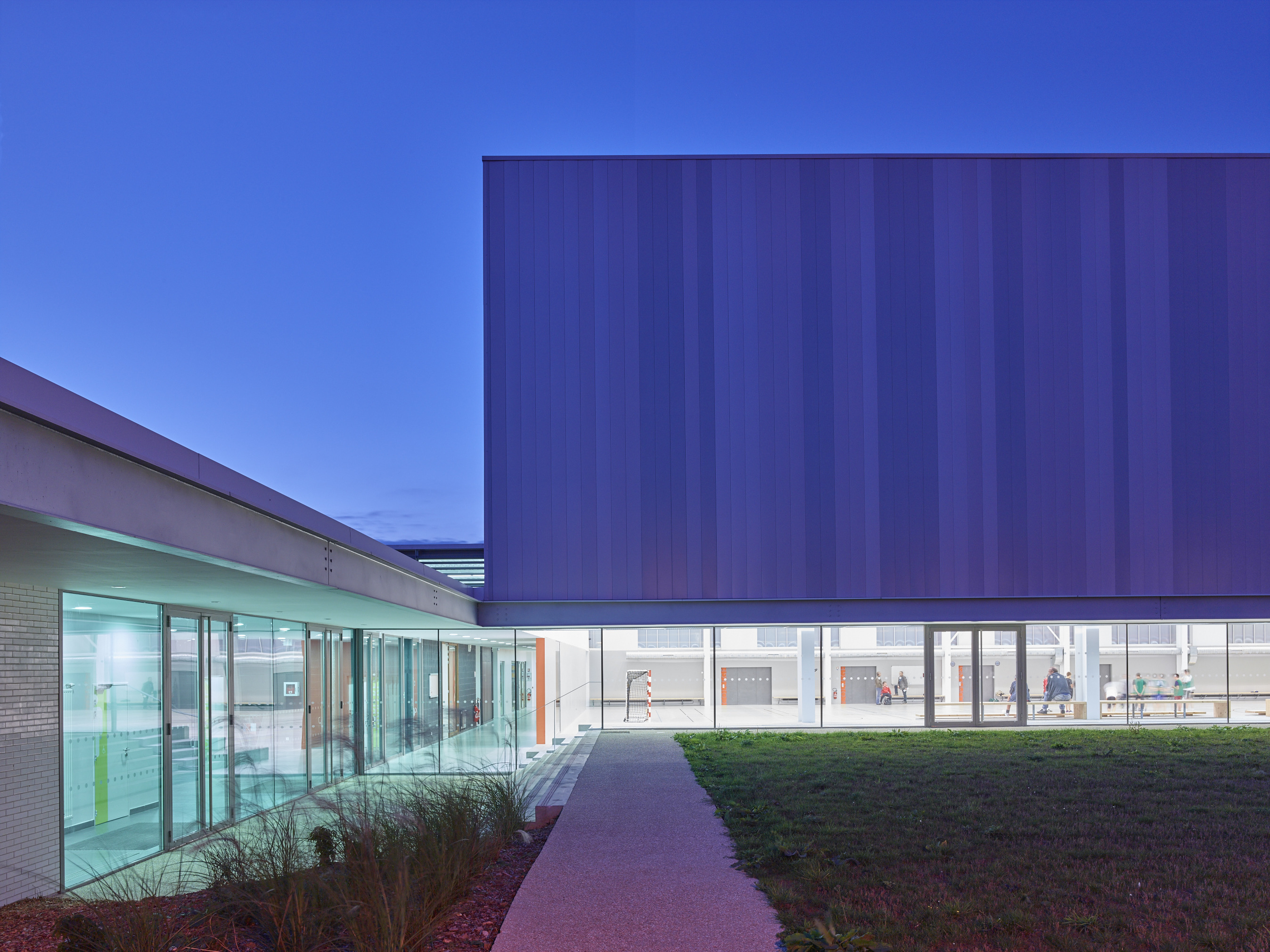 运动之殿 · 诺布尔地区共同体多功能体育中心-0