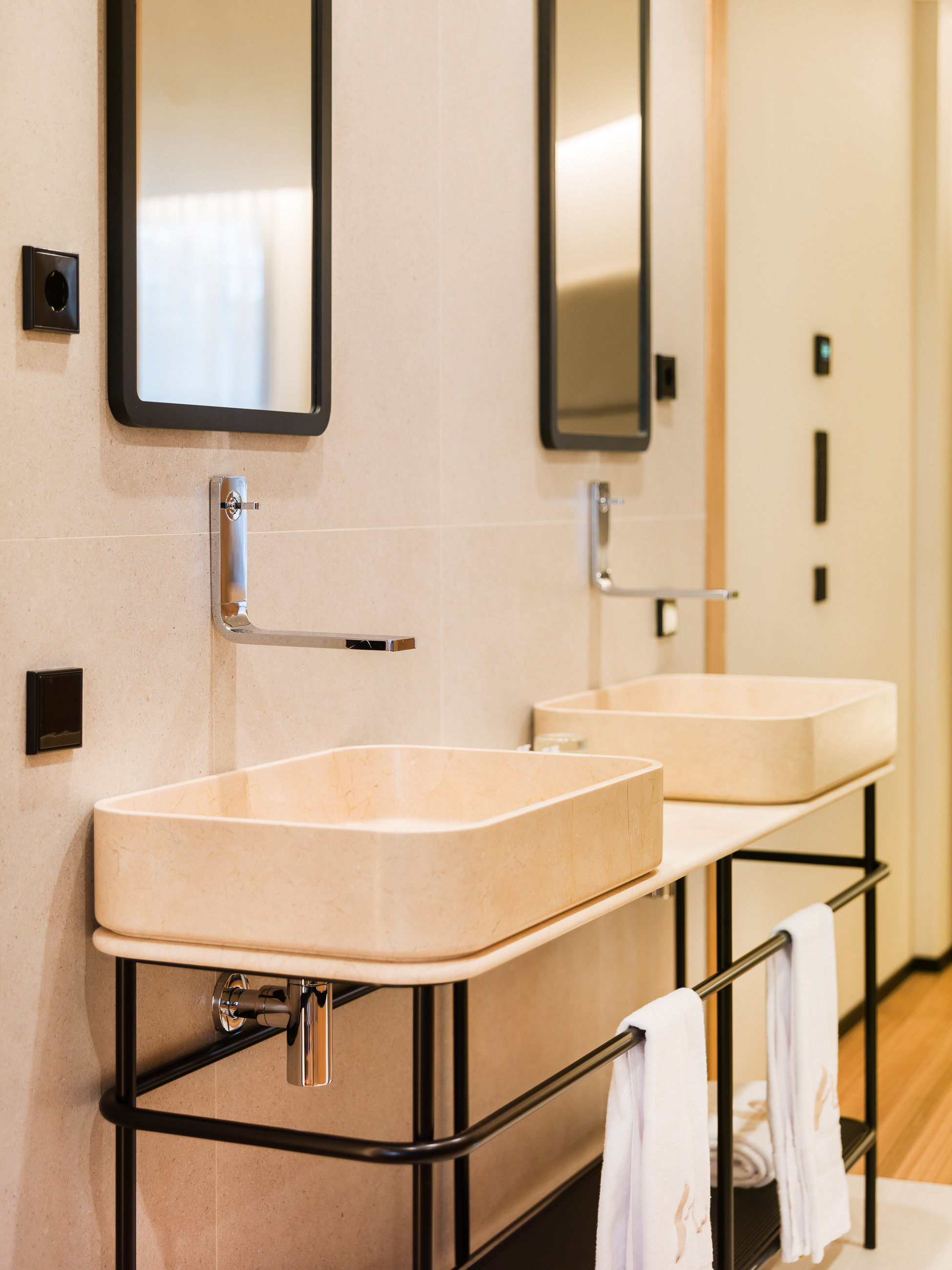 地中海风情融入四星级酒店设计-21