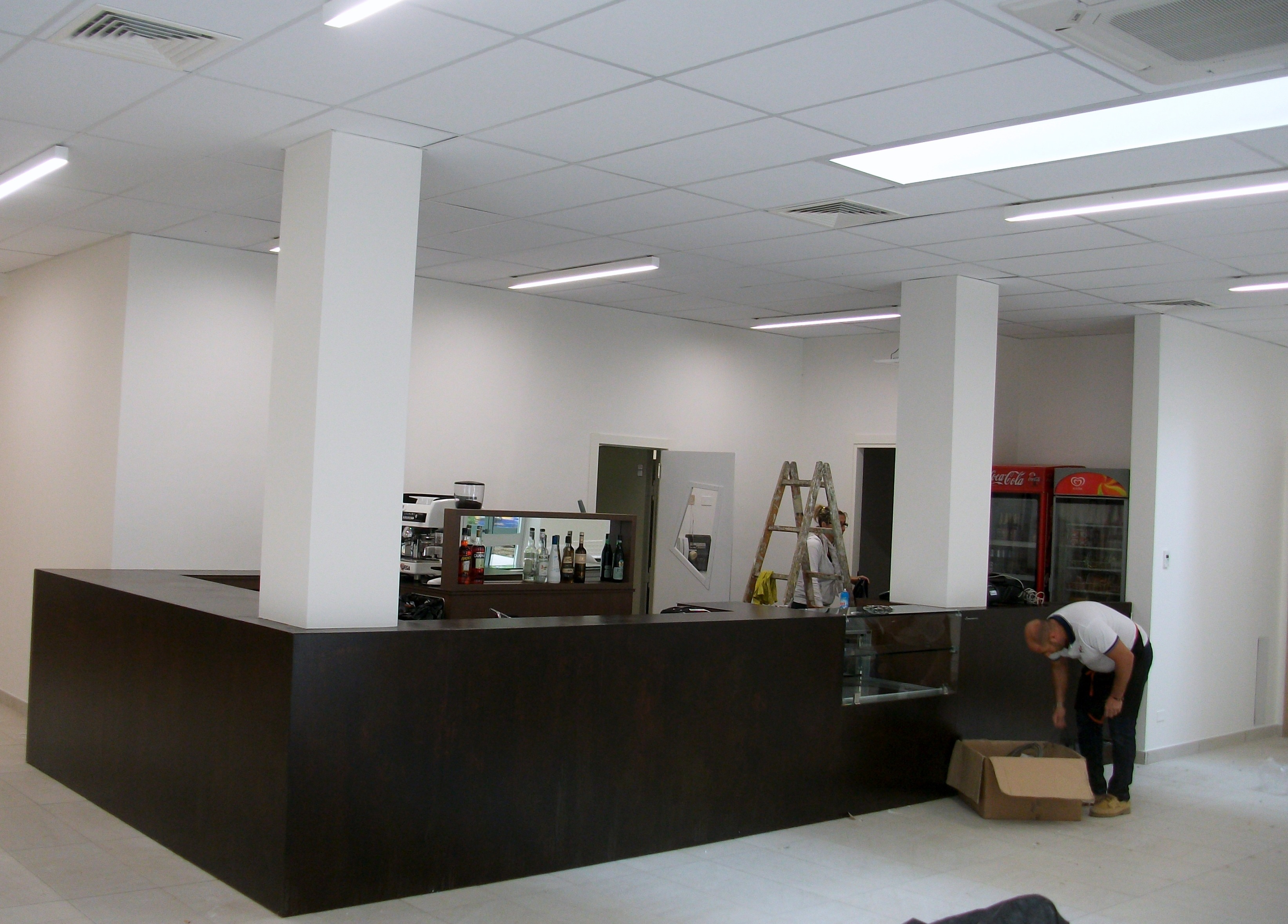 2011 年完成的 CLUB HAUSE C.T. ALBINEA 项目 | 精简现代休闲空间-9