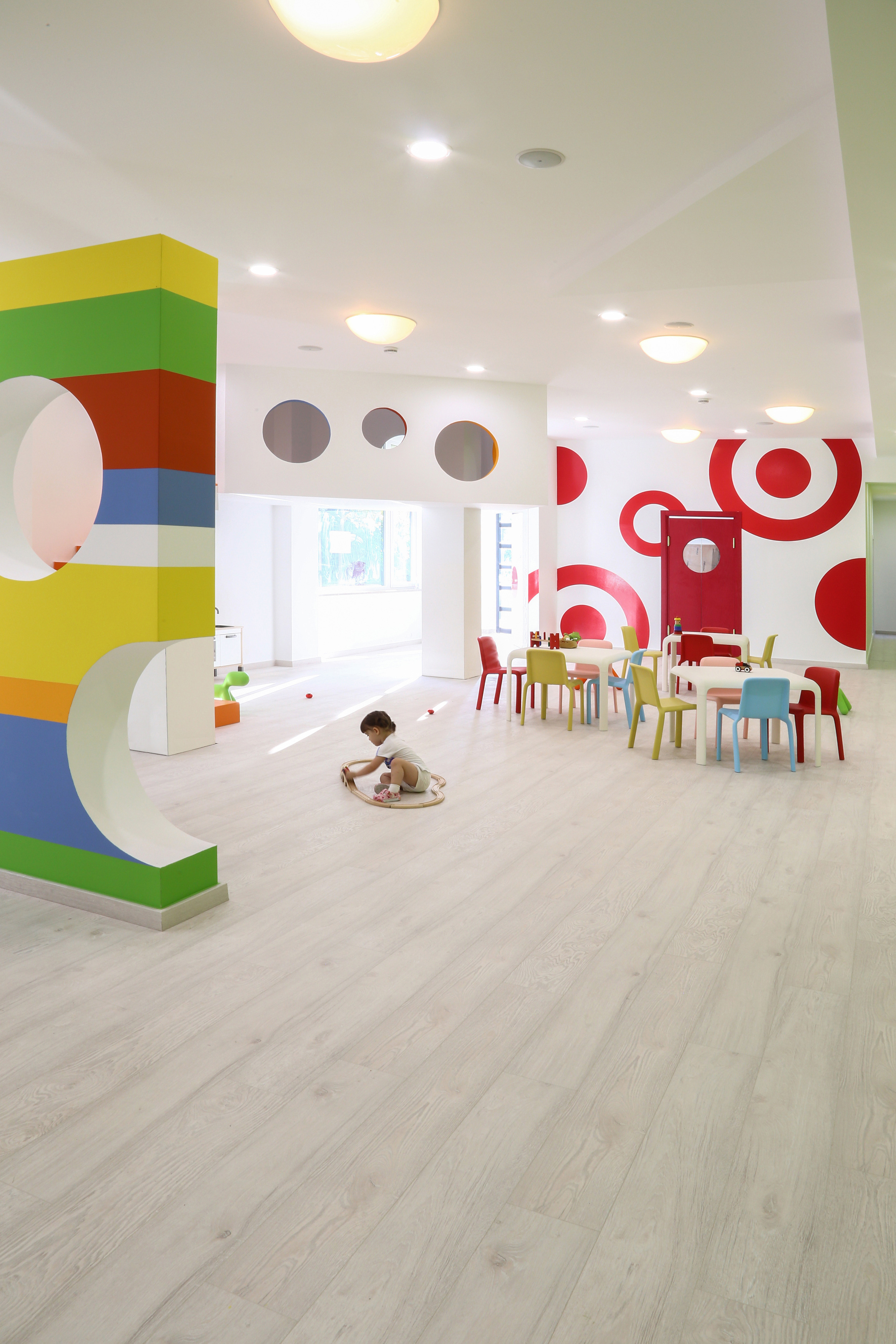 色彩斑斓的阿尔巴尼亚创新幼儿园-14