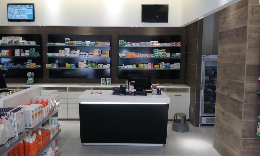 2014 年完成的 Dr.ssa. Spadaro 药店室内设计-9