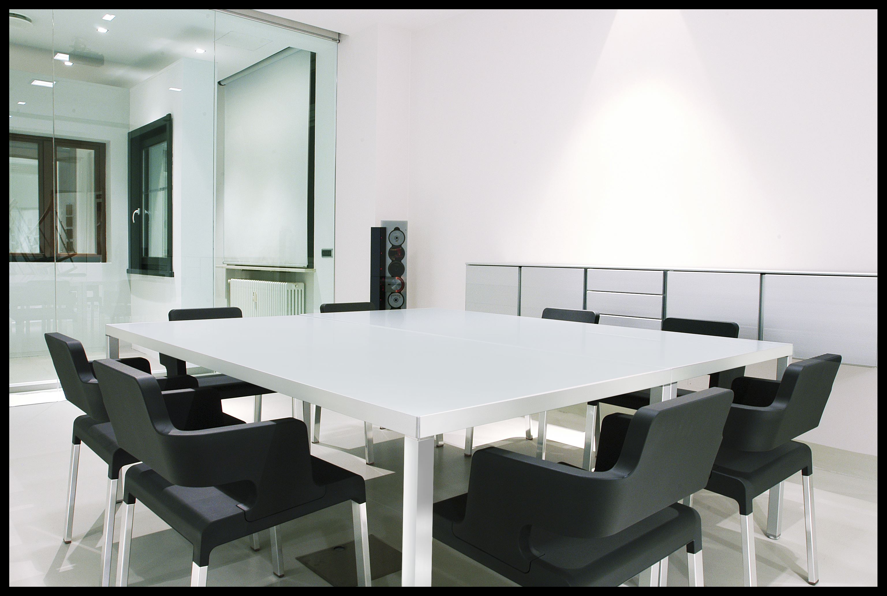 2006 年 DE MA Rappresentanze 总部室内设计案例-17