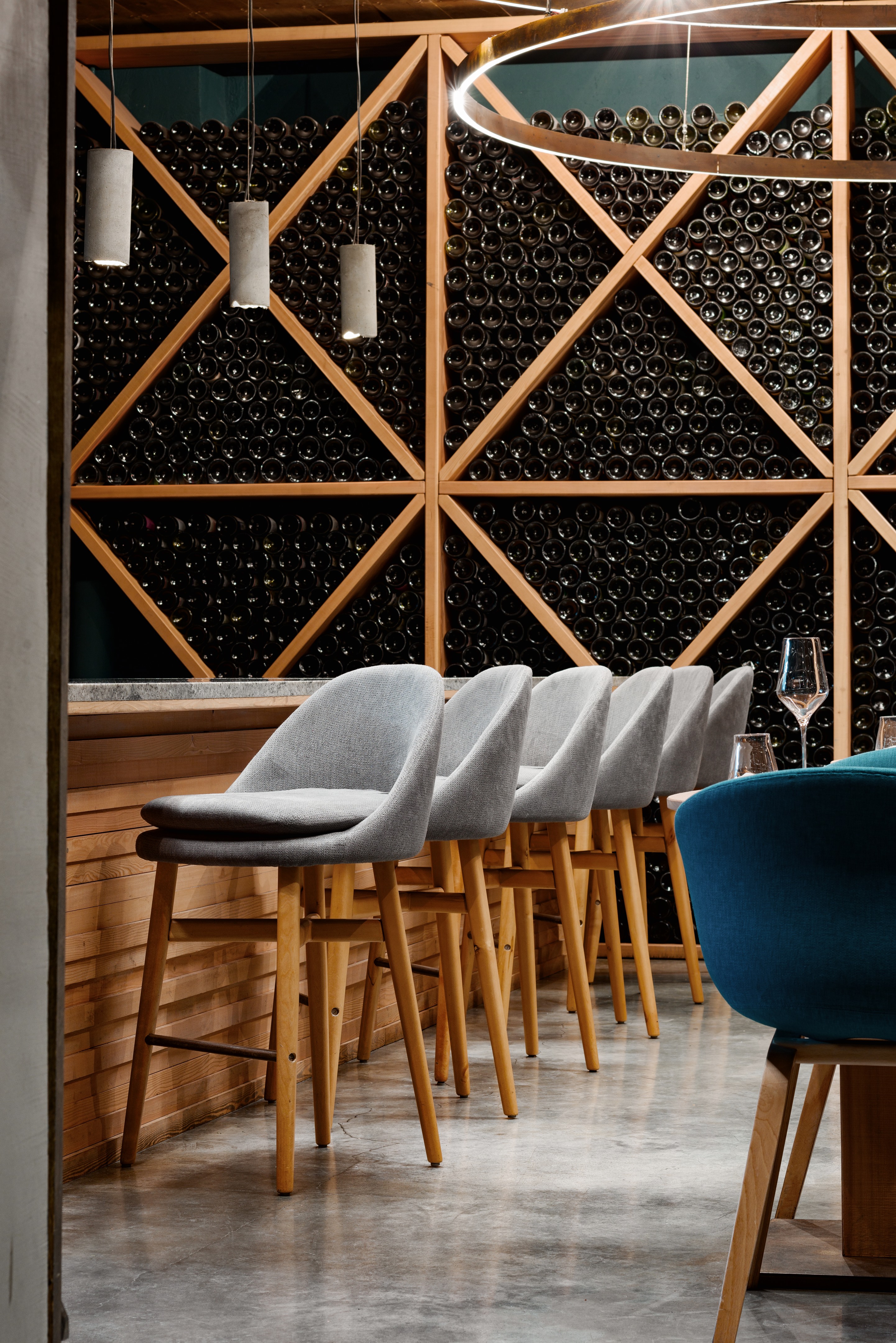 俄罗斯请 0.75 北欧餐厅 | 木材、砖石营造独特氛围-2