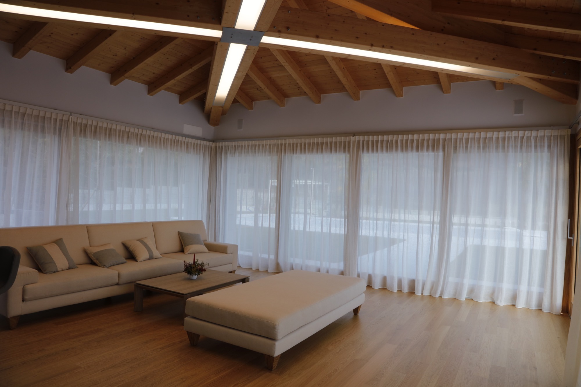 意式乡村别墅的现代焕新 | 舒适与环保的完美结合-23