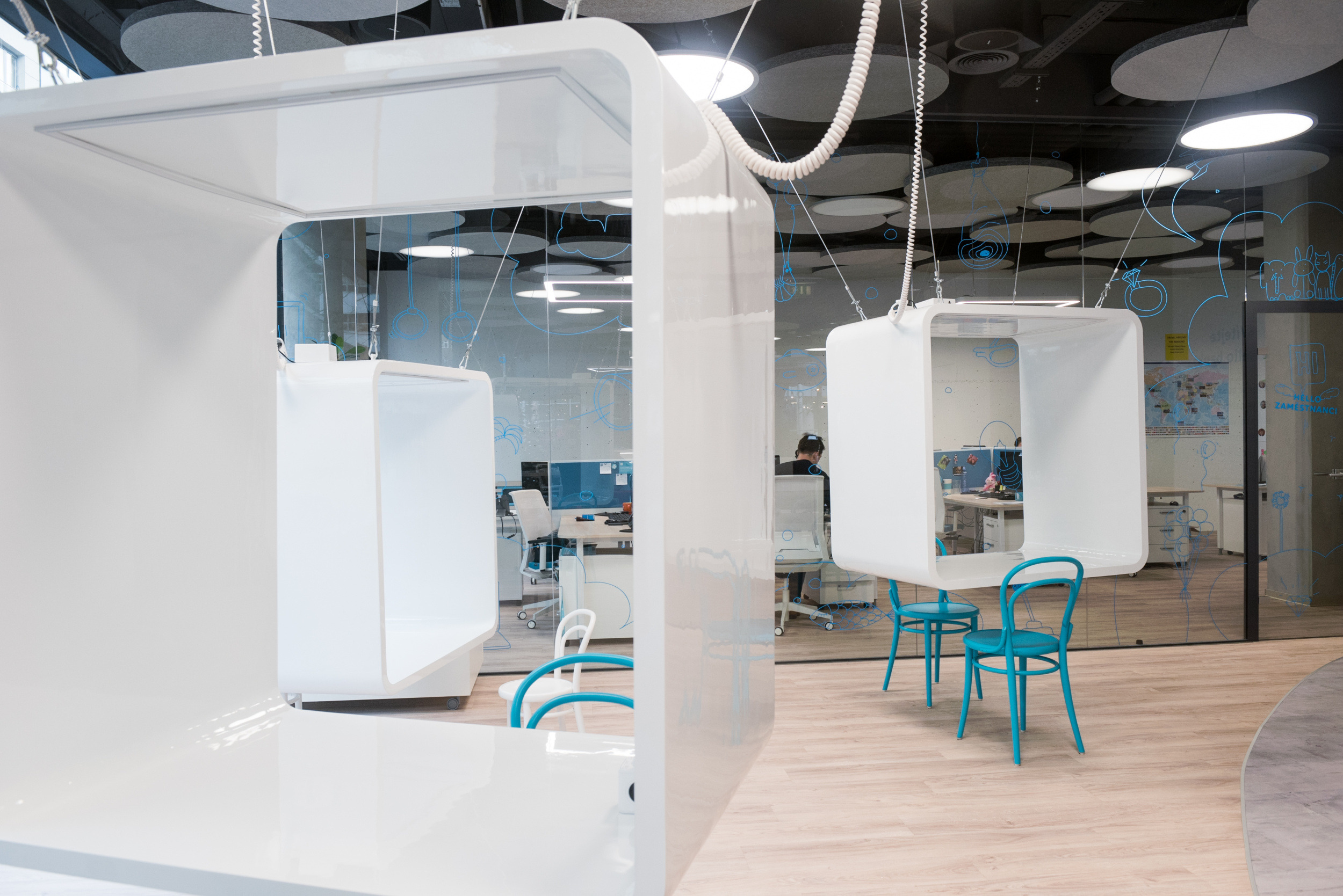 你好银行!BNP Paribas Personal Finance Group 的新概念网点设计-11