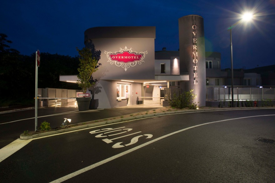 Overmotel-10
