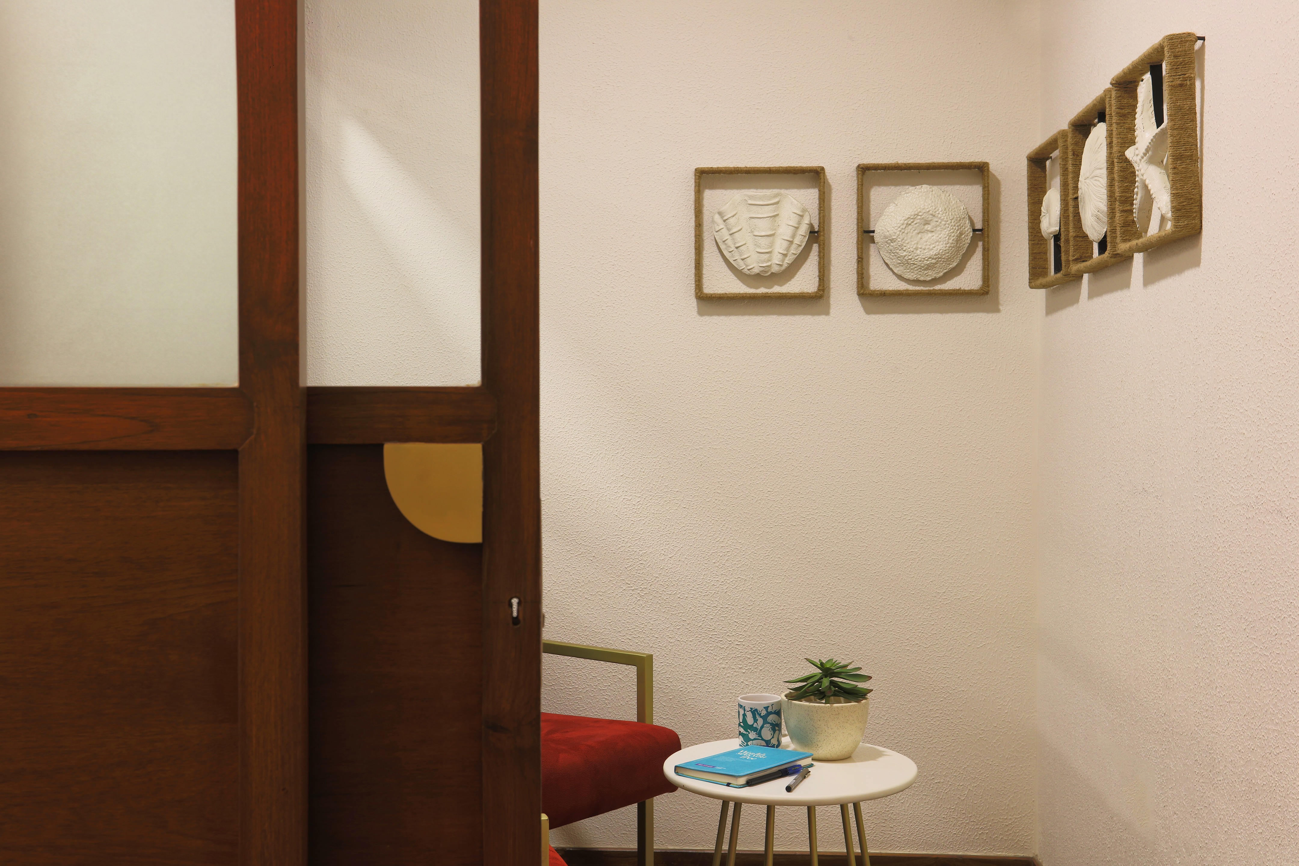 2018 年完成的 Kalpesh Modi 办公室设计 | 定制家具与照明设计的完美结合-3