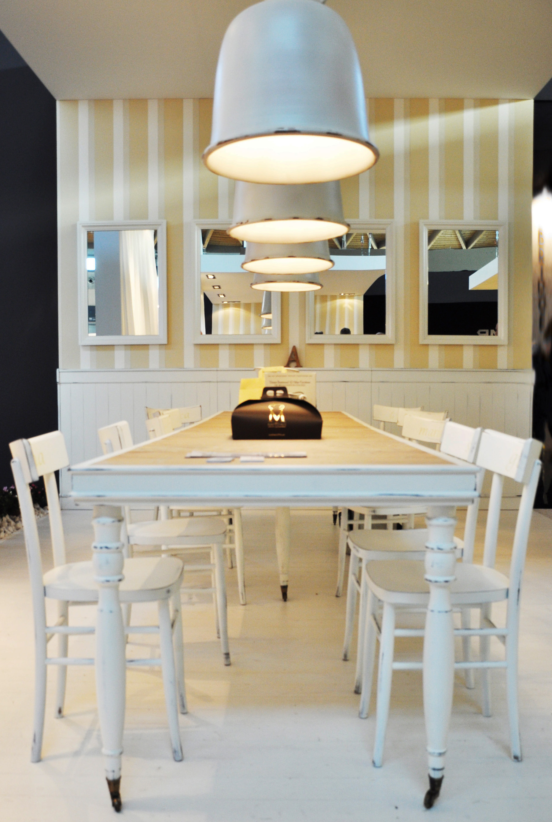 2016 年完成的曼托瓦尼奢华冰淇淋品牌加盟店设计-5