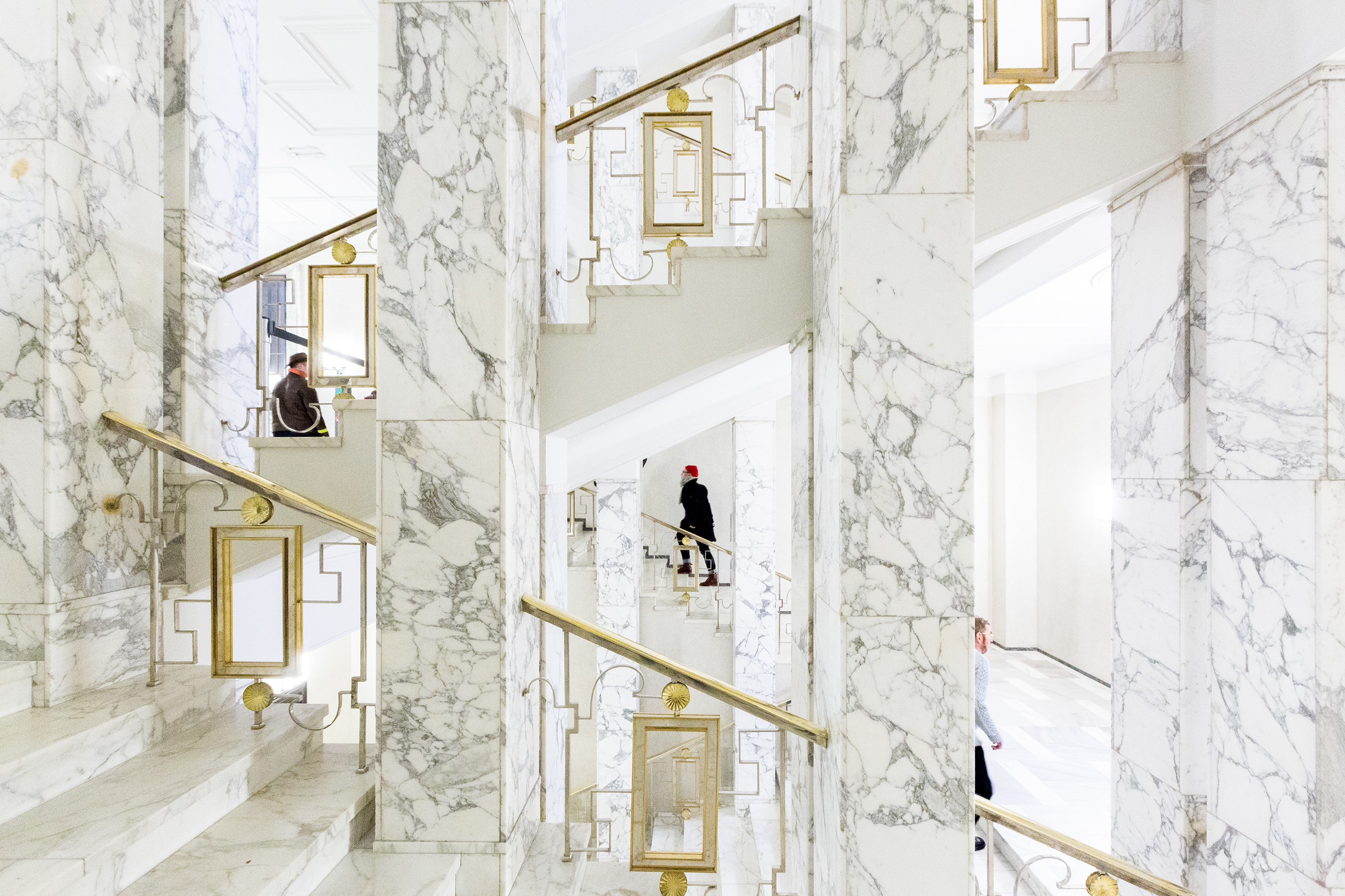 芬兰议会大厦 | 百年独立纪念的室内设计瑰宝-4