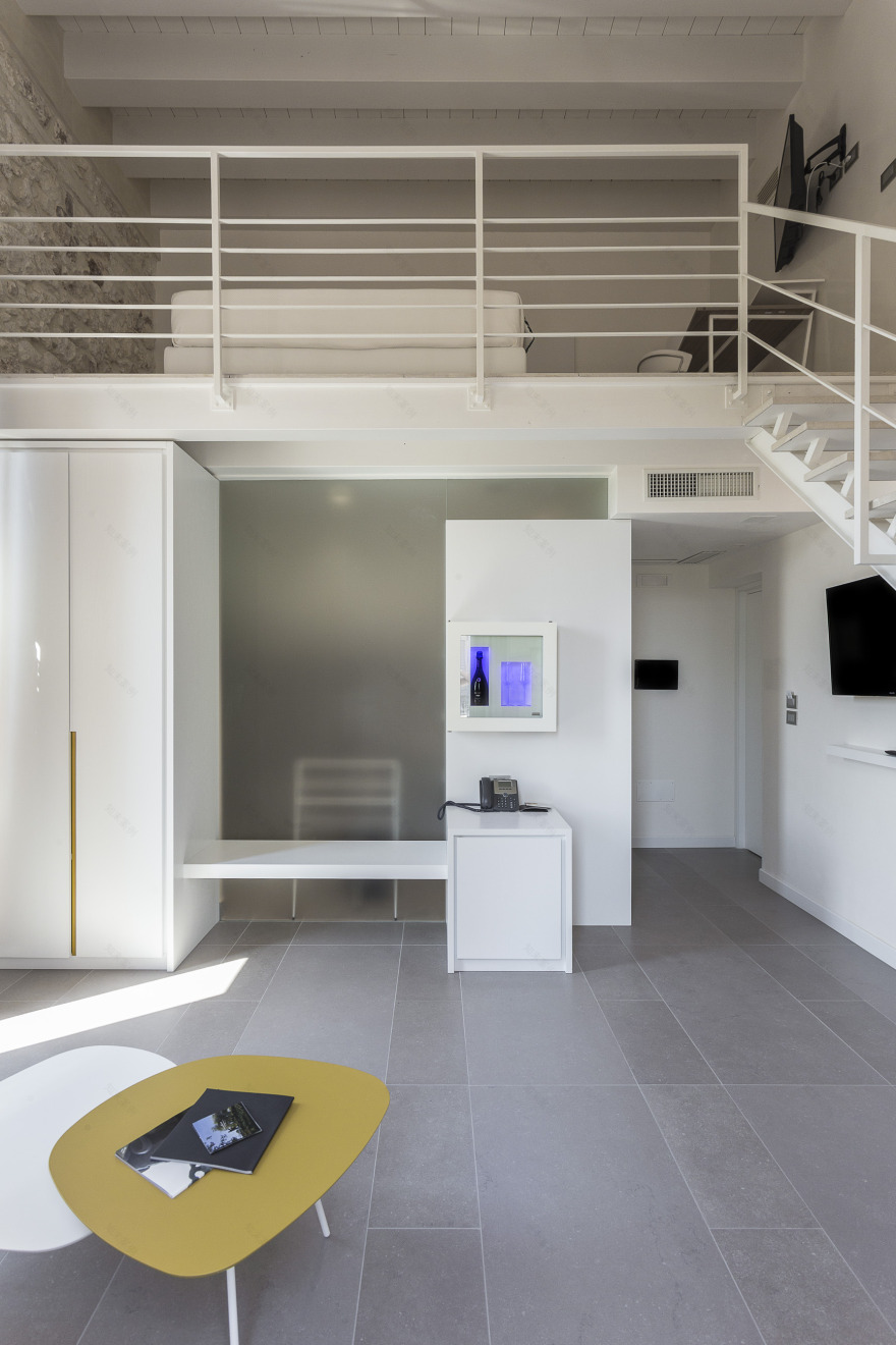 古城中的现代奢华——意大利 Caportigia Boutique Hotel 设计-46