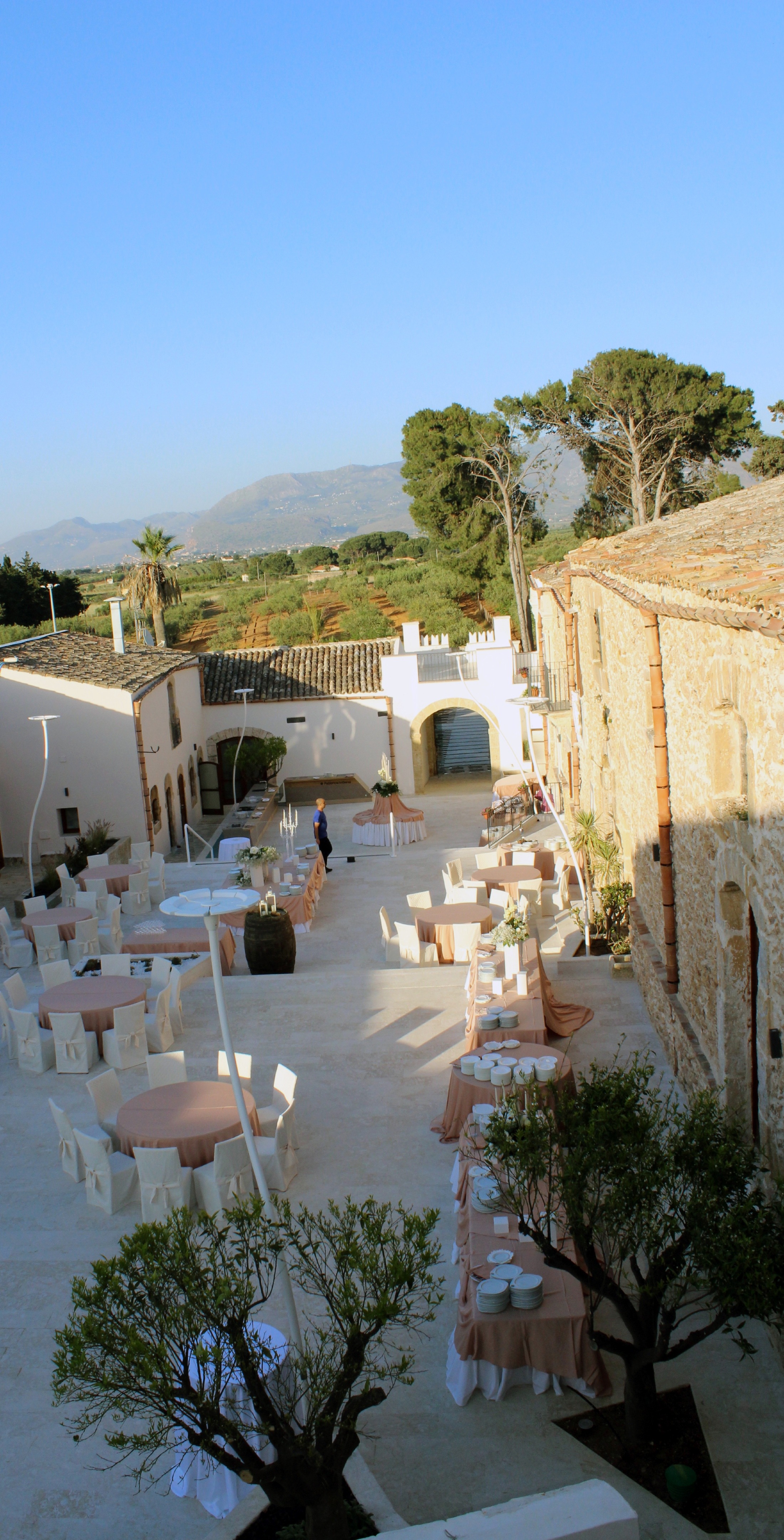 历史建筑复兴之光 · R·C· 2·0 餐厅设计-3