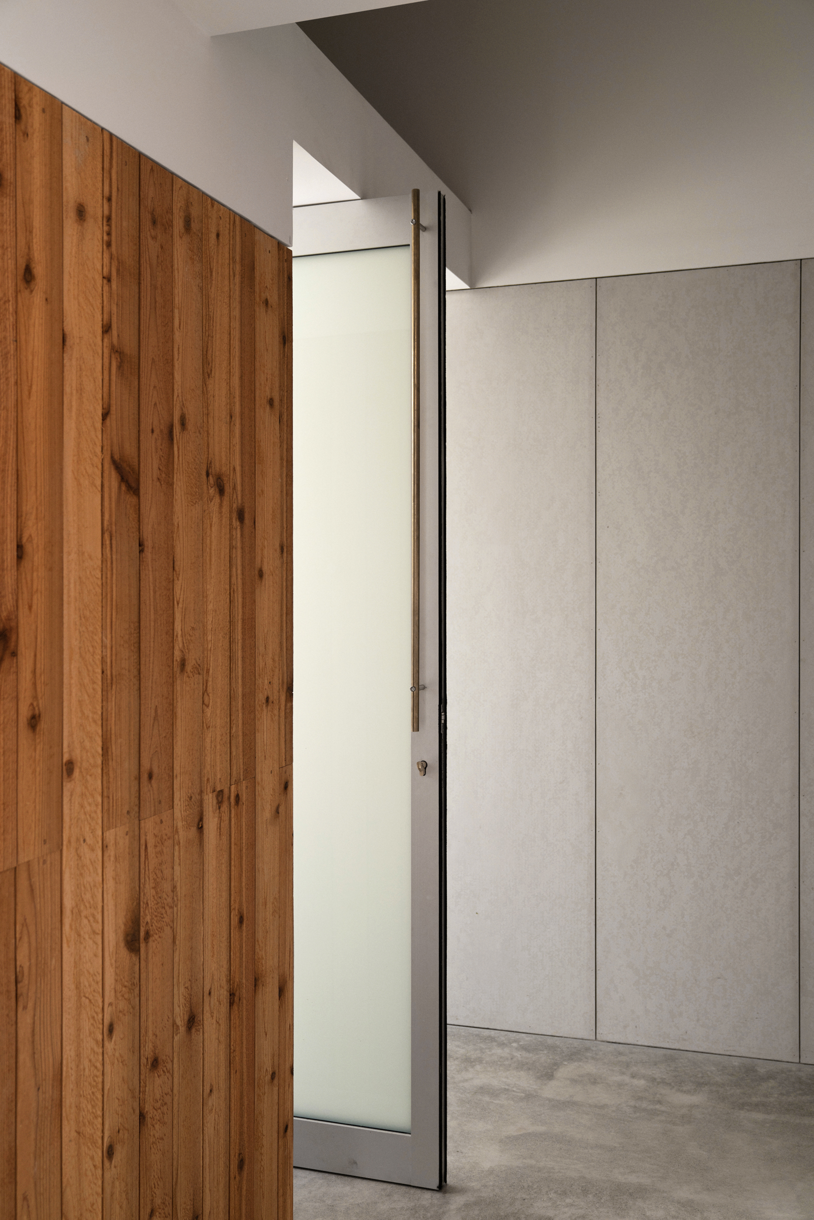 新西兰小城住宅 | 家庭住宅与艺术工作室的完美融合-14