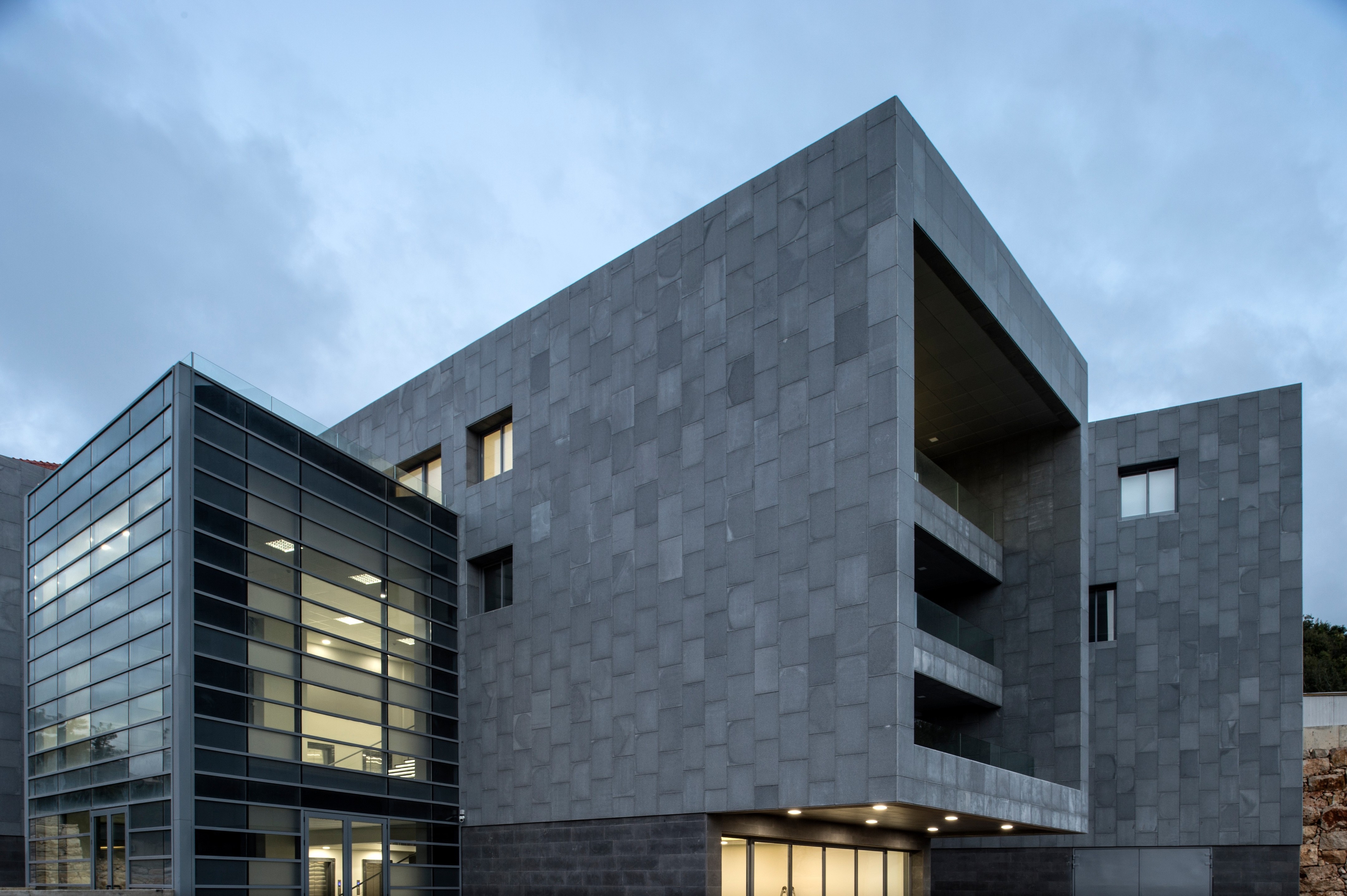 三馆合一的电视演播室-6