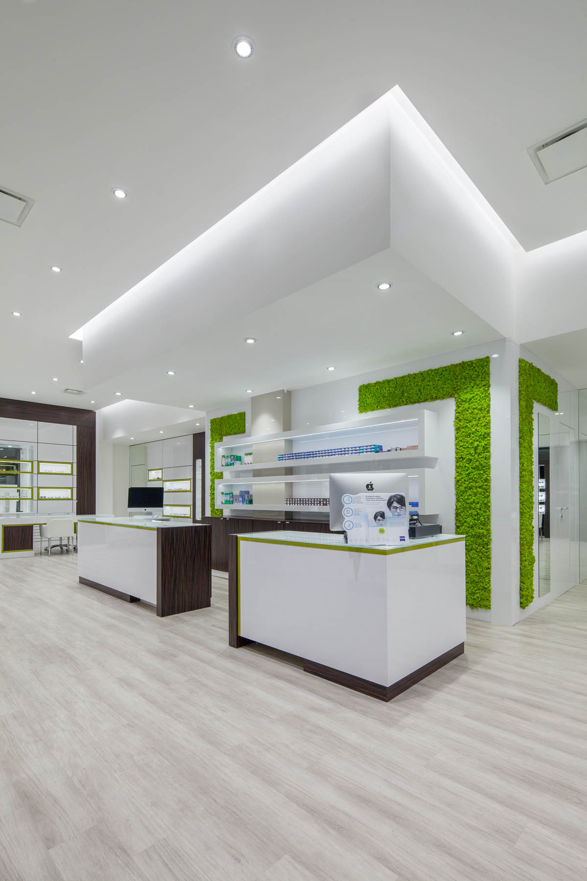 光学商店改造中的摄影艺术-9