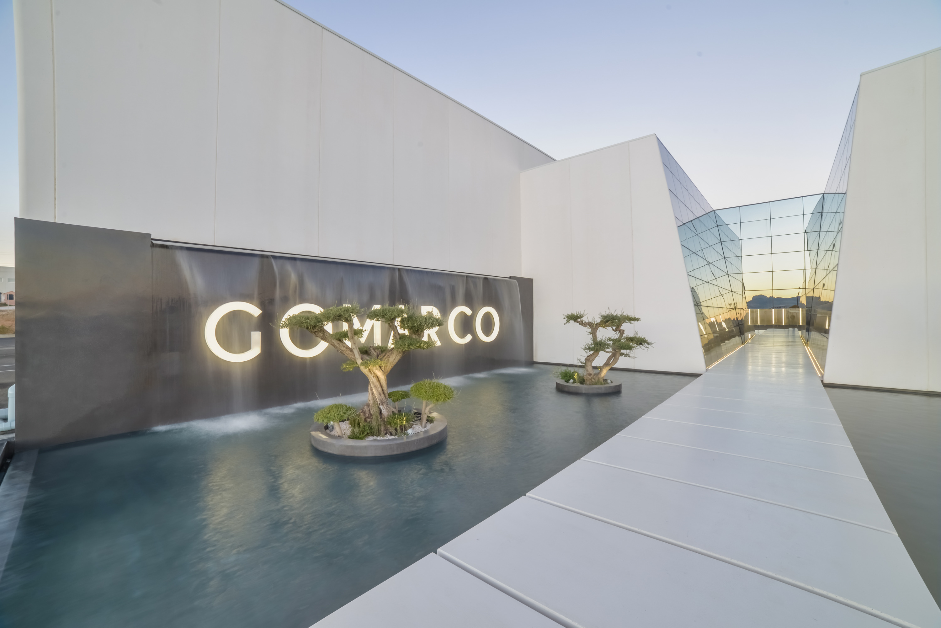 竹影婆娑的 GOMARCO 总部办公空间-1