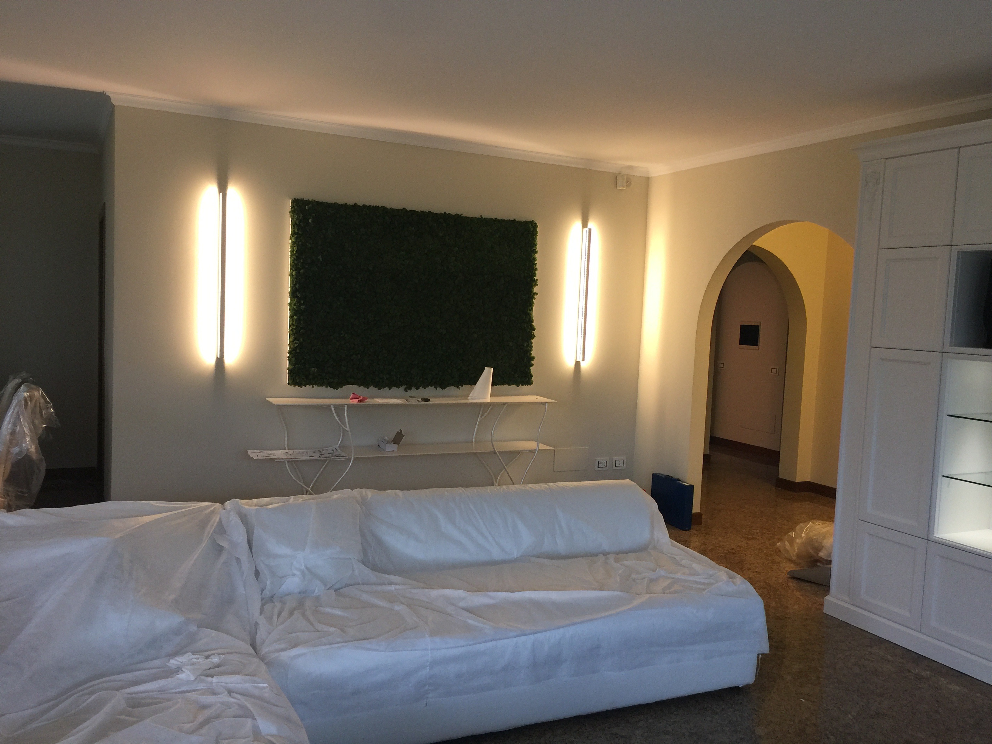 2016 年完成的意大利豪华湖边别墅室内设计-10