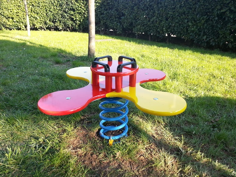 幼儿园户外抗摔草皮游乐区打造-25