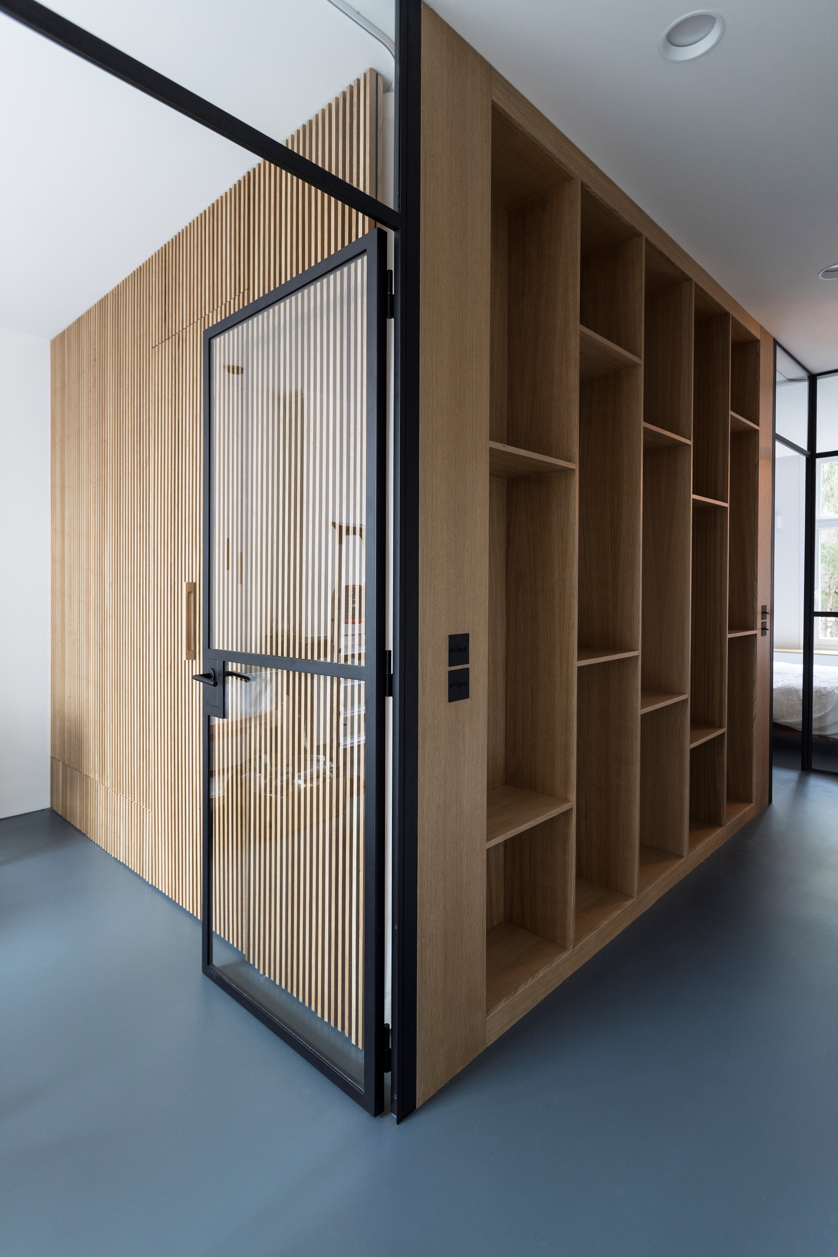 Amsterdam 老宅的“橡木之心”-2