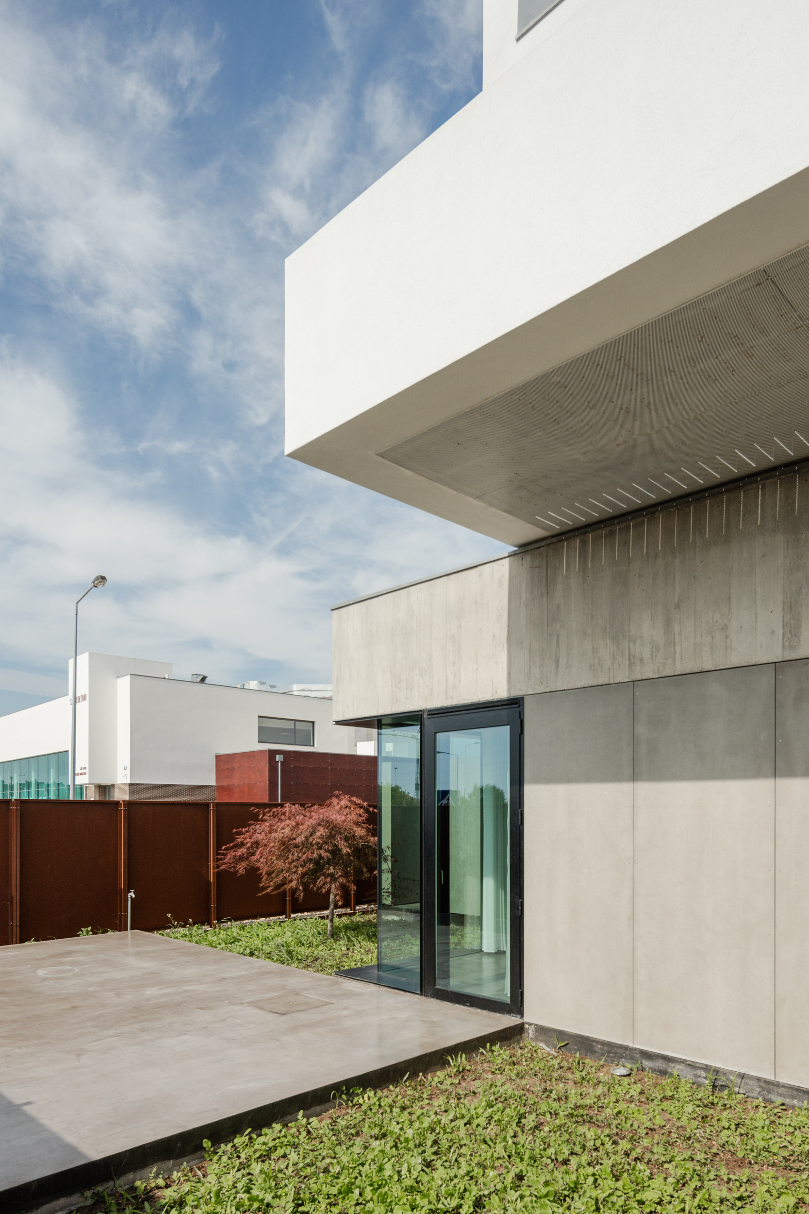 简约实用的新派住宅设计-11