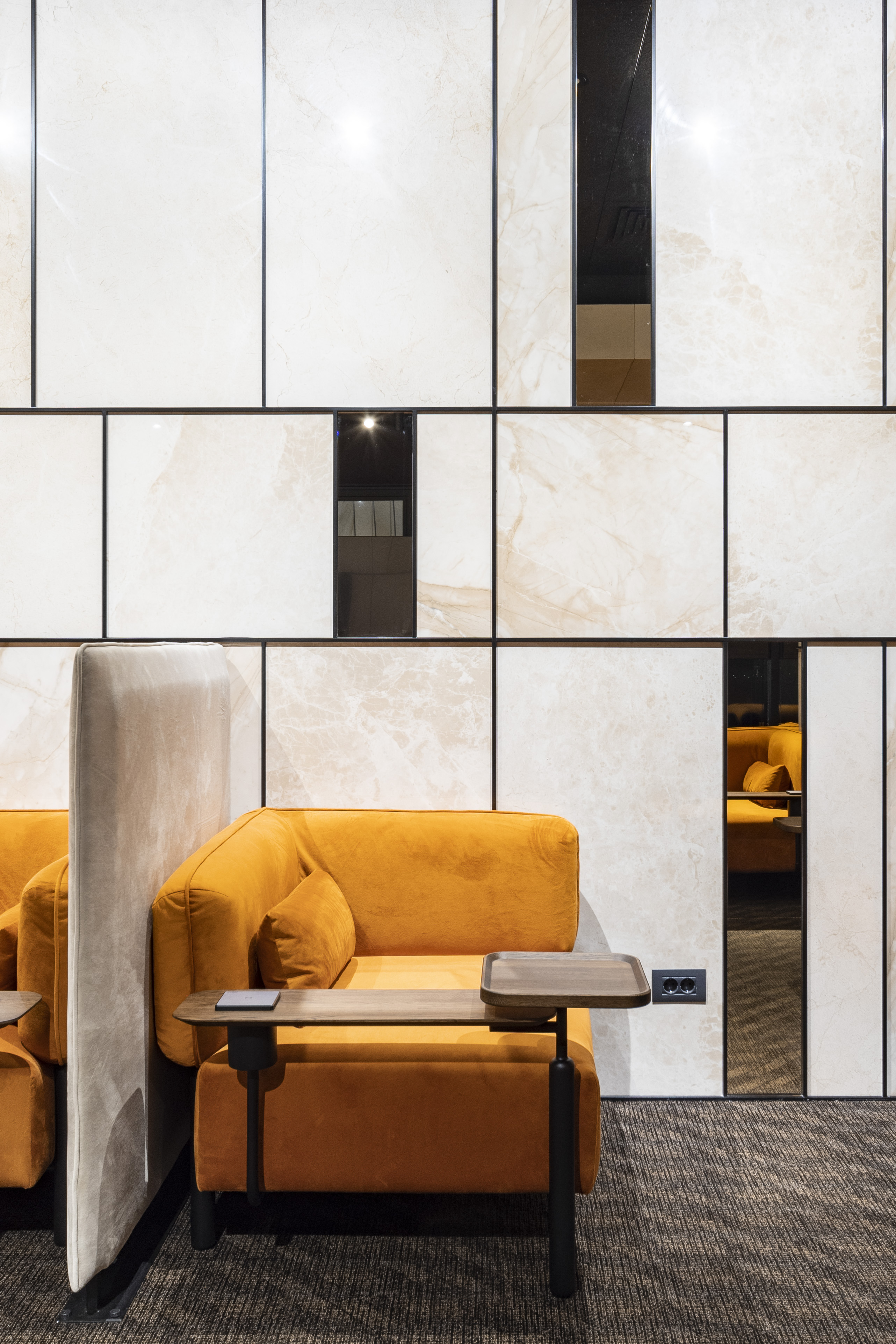 KIV 商务休息室——舒适私密的一体化设计-10