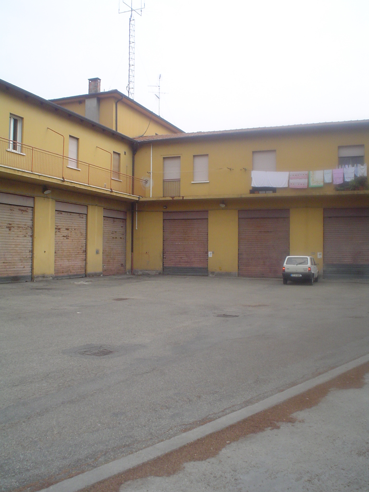 意大利 Imola 镇“Ex Beccherucci”项目,绿色办公空间与户外连接的典范-21