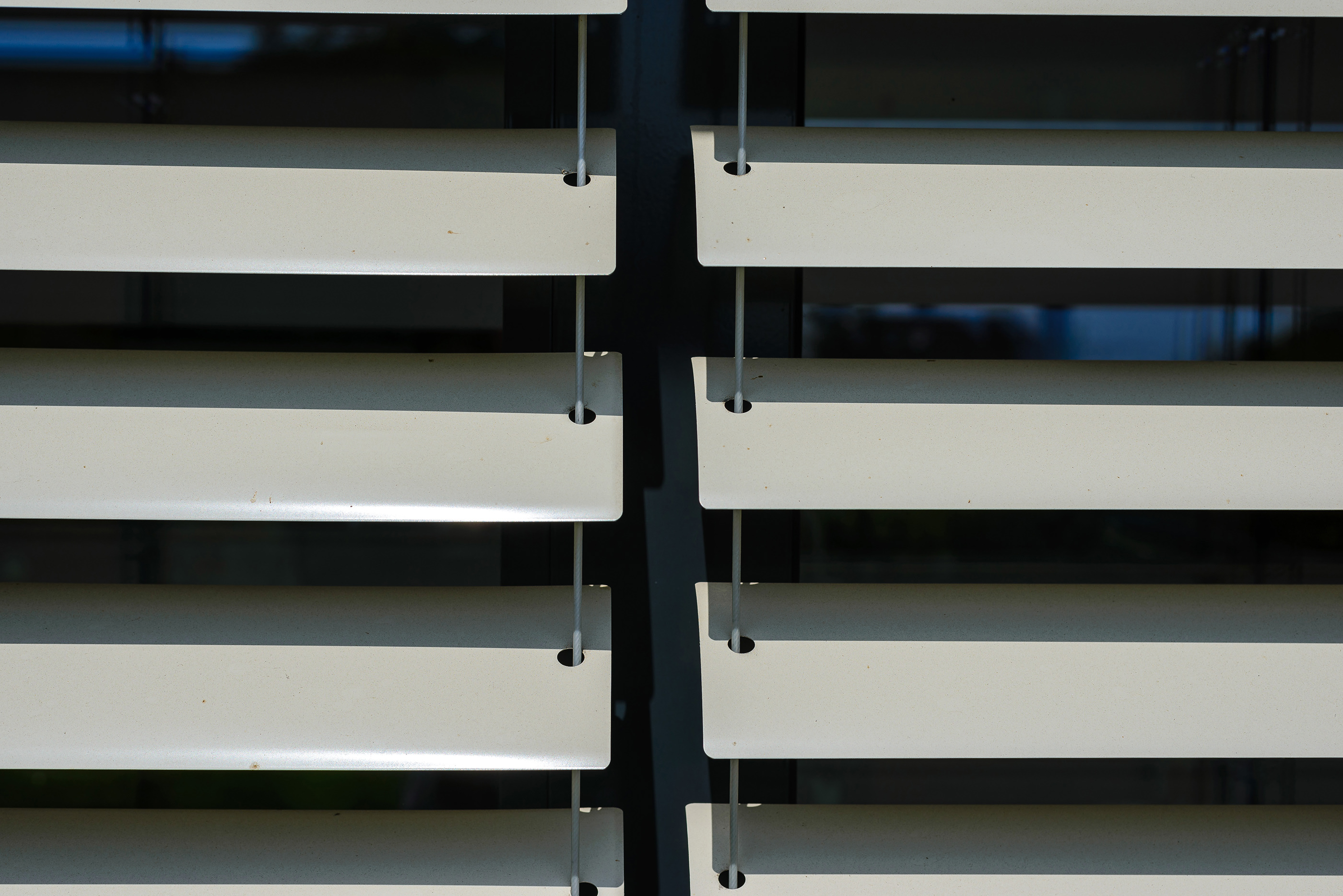 Modern villa shading by Krüllung-21