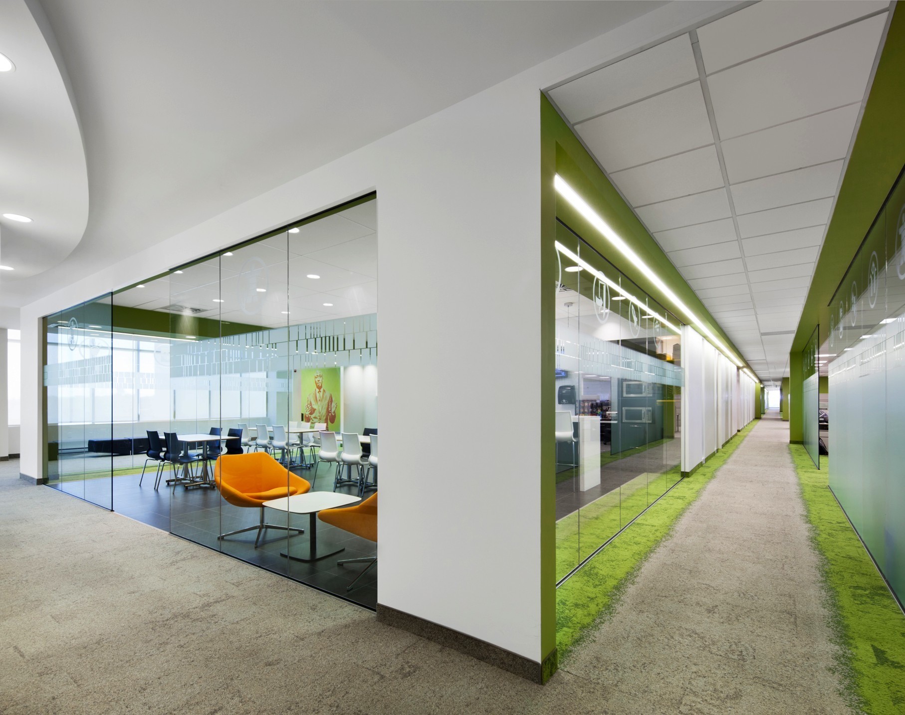 Montreal Merck 总部 · 现代共享办公空间-8