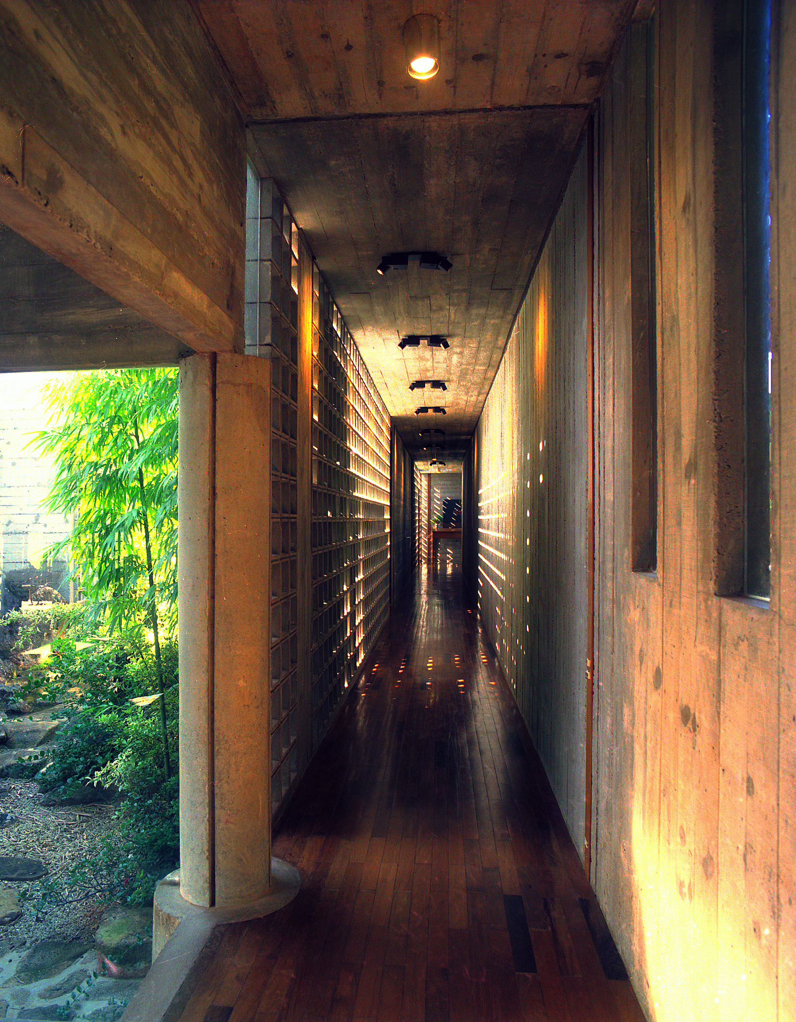 巴西农场住宅的现代演绎-18