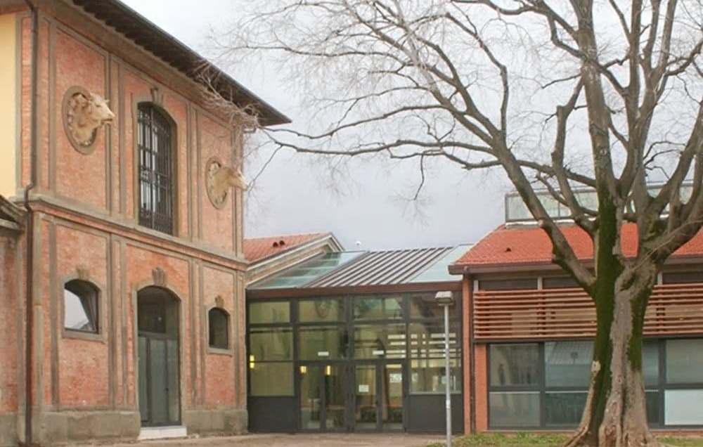 历史建筑的现代复兴 · 学生公寓设计-9