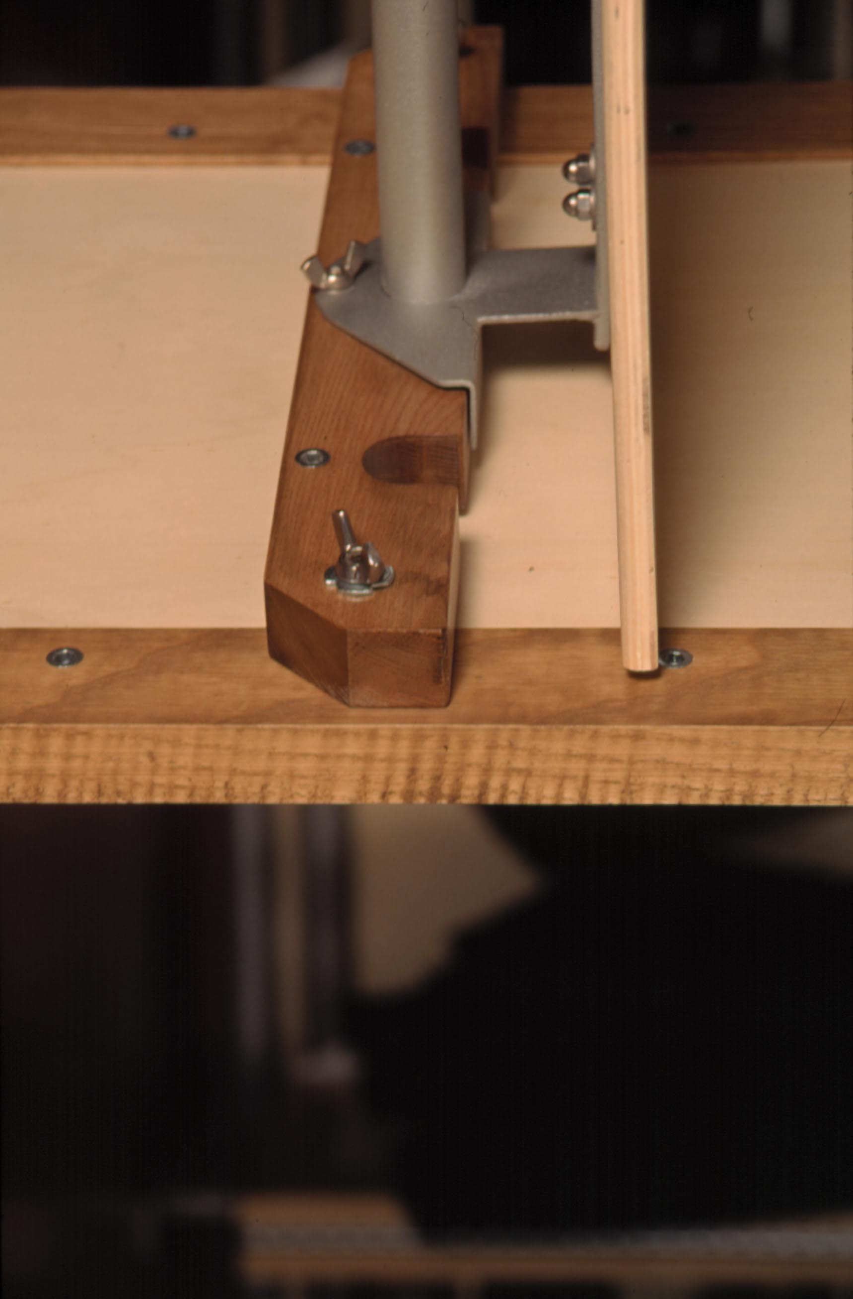 1997 年摩托牛仔裤店概念设计-33