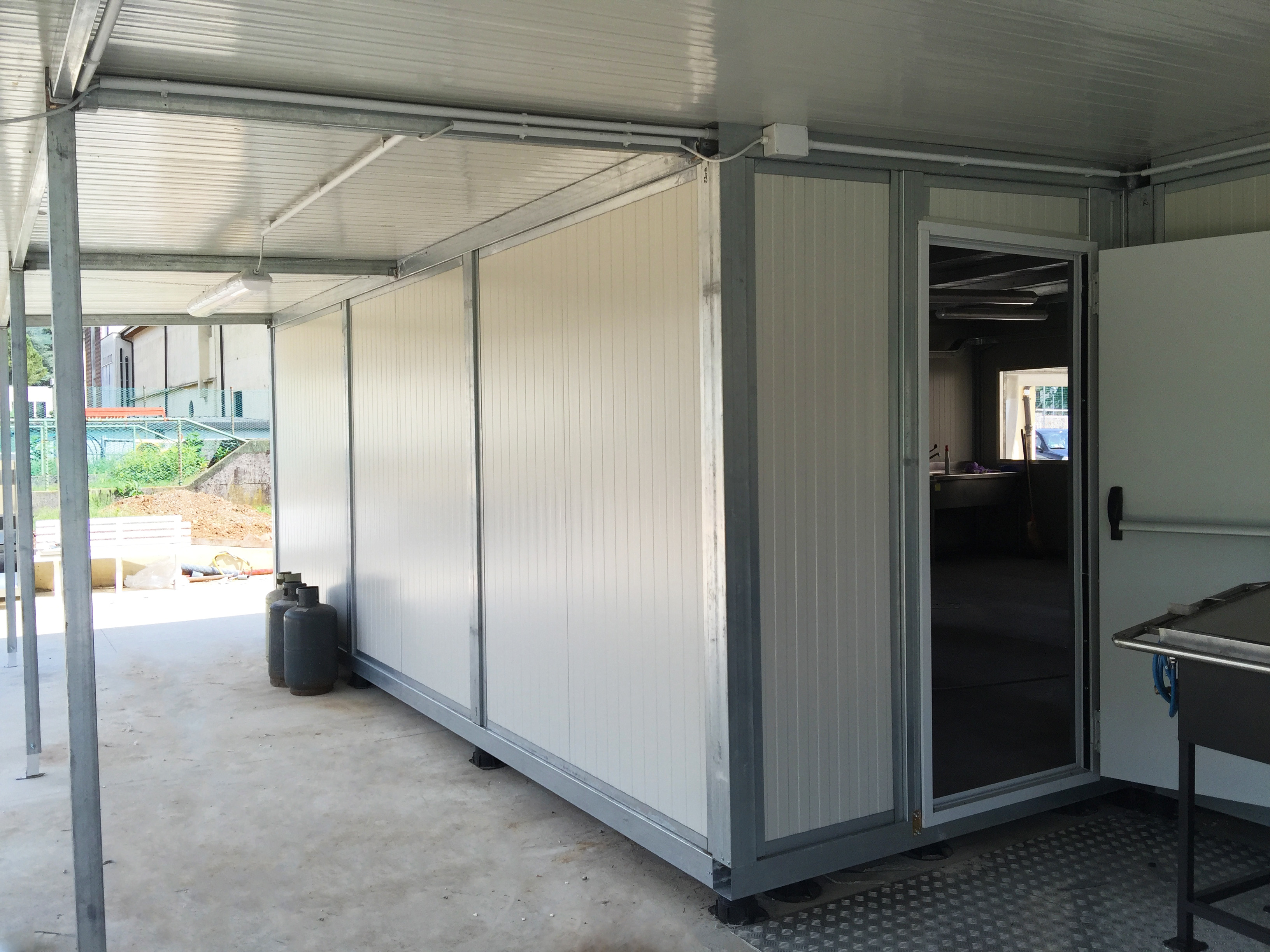 锌铁拱形天篷休闲设施-2