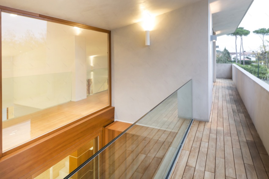 简练纯粹,自然光影交织的意大利别墅设计-4