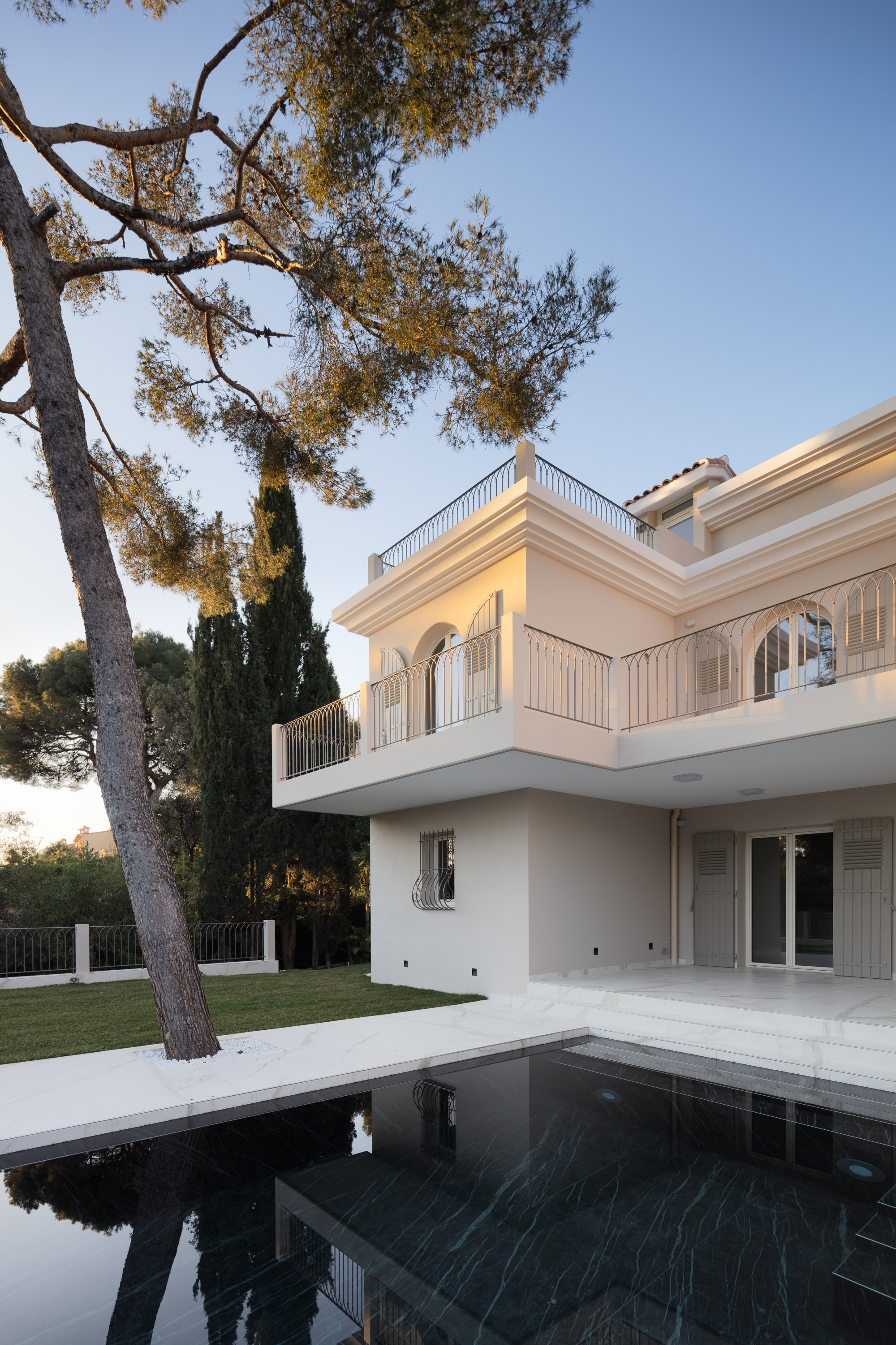 海景别墅的现代复兴-17