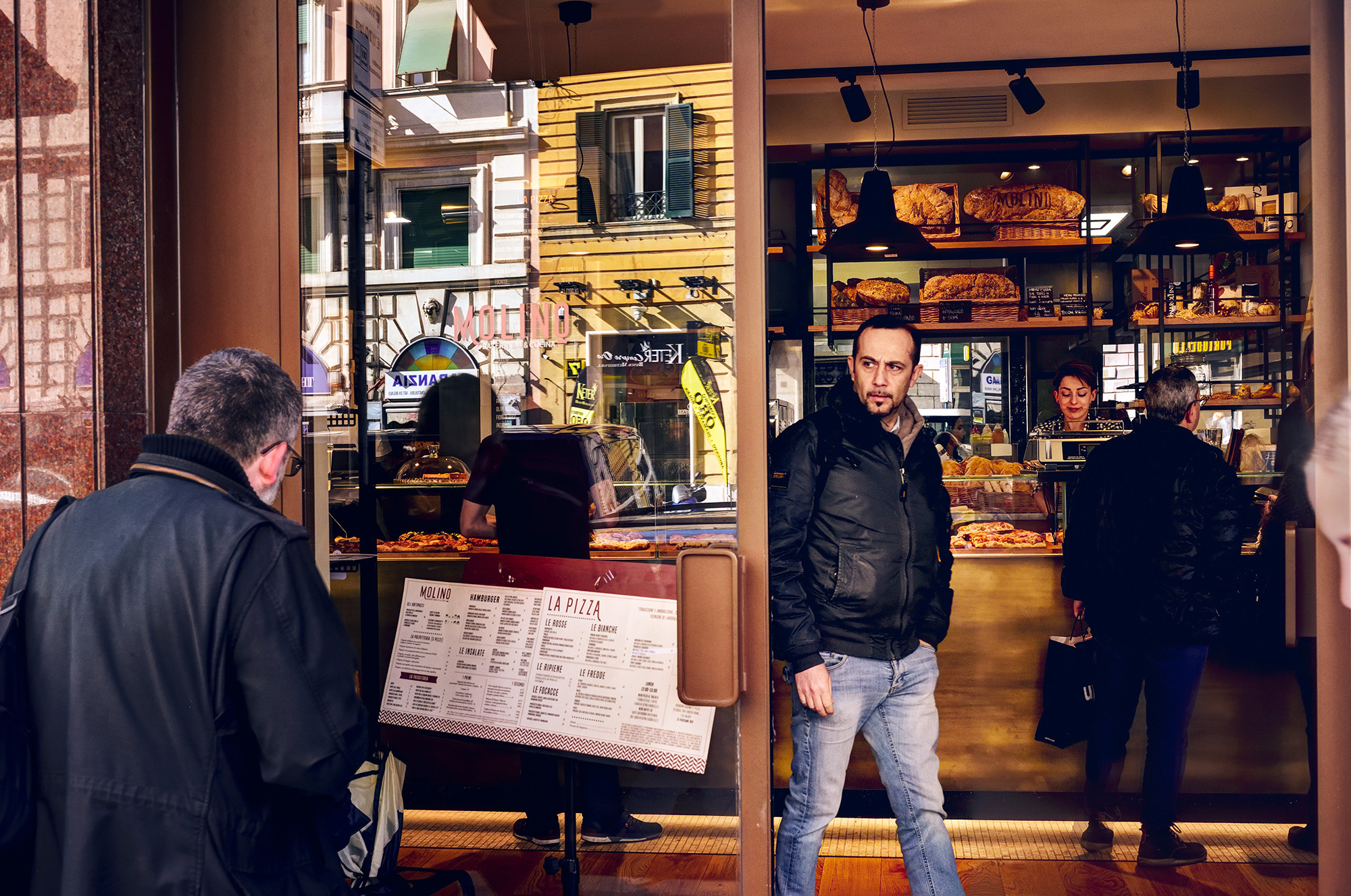 罗马 Molino 烘焙坊，温馨意式空间-3