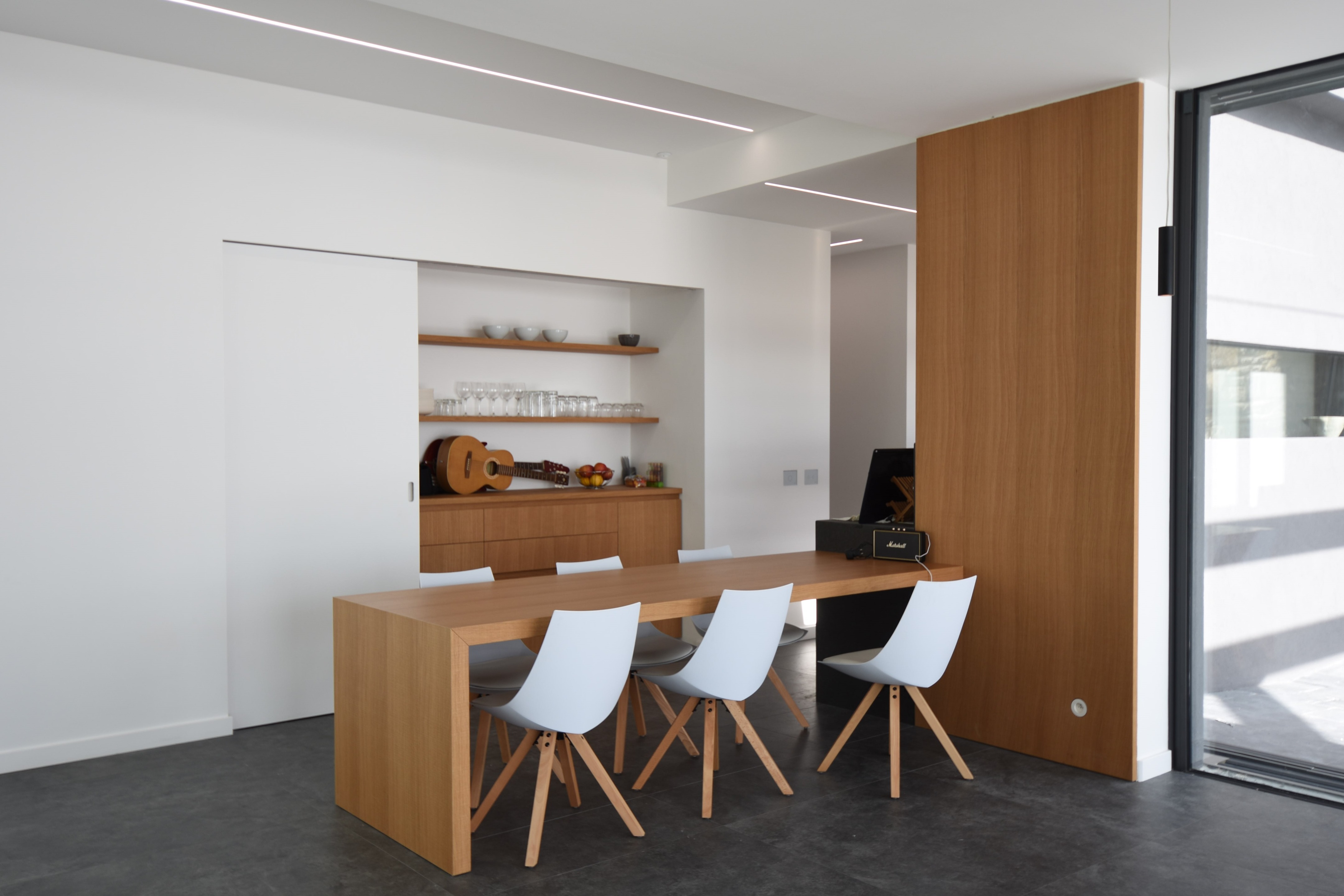 2016 年完成的黑色独栋住宅设计-9