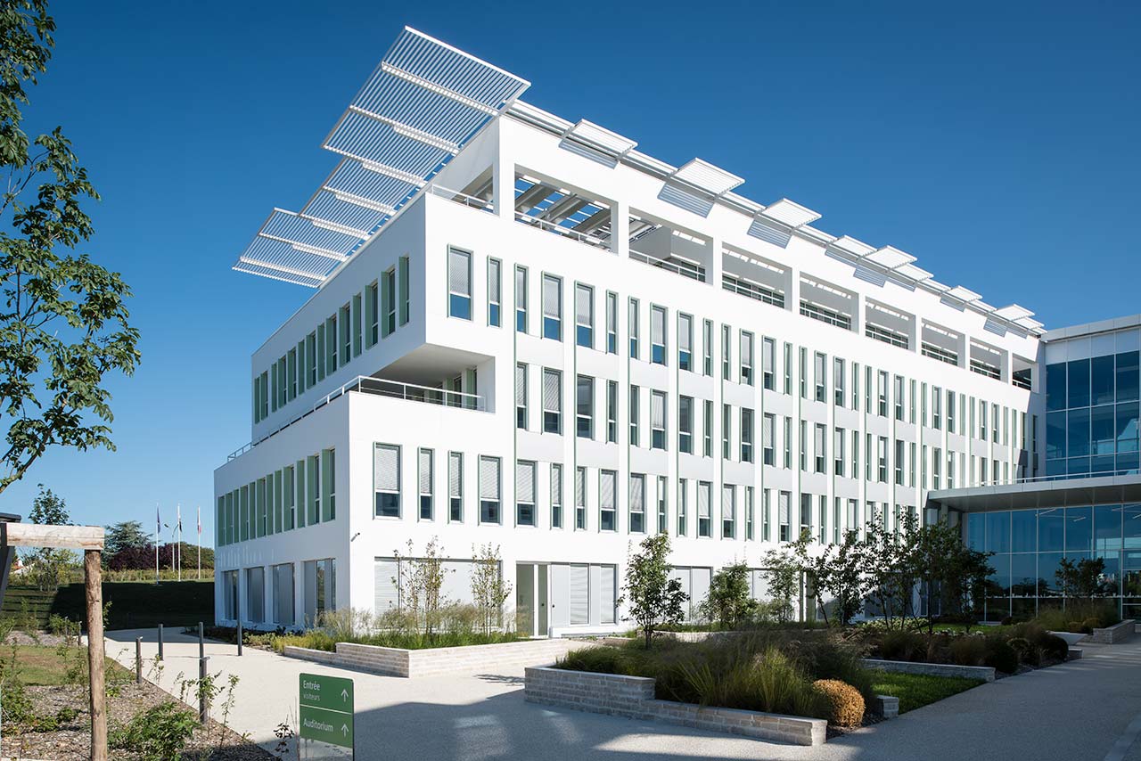 法国 Credit Agricole Poitou 企业总部，现代与古典的完美融合-6