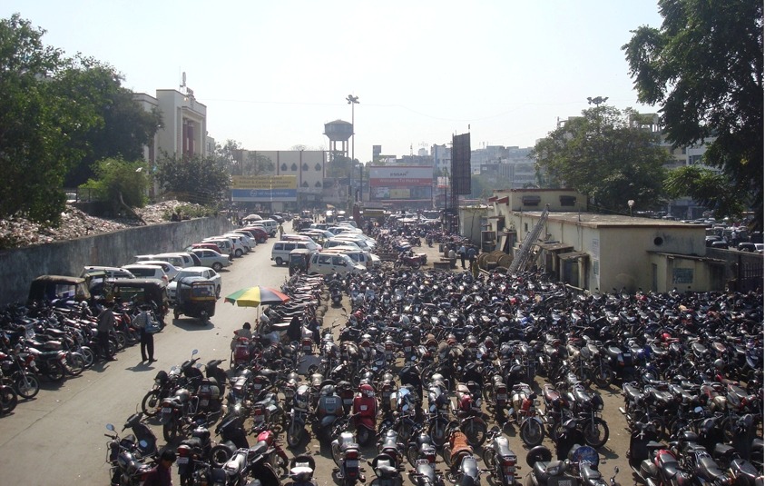 苏拉特市火车站区域的重新设计与再开发-9