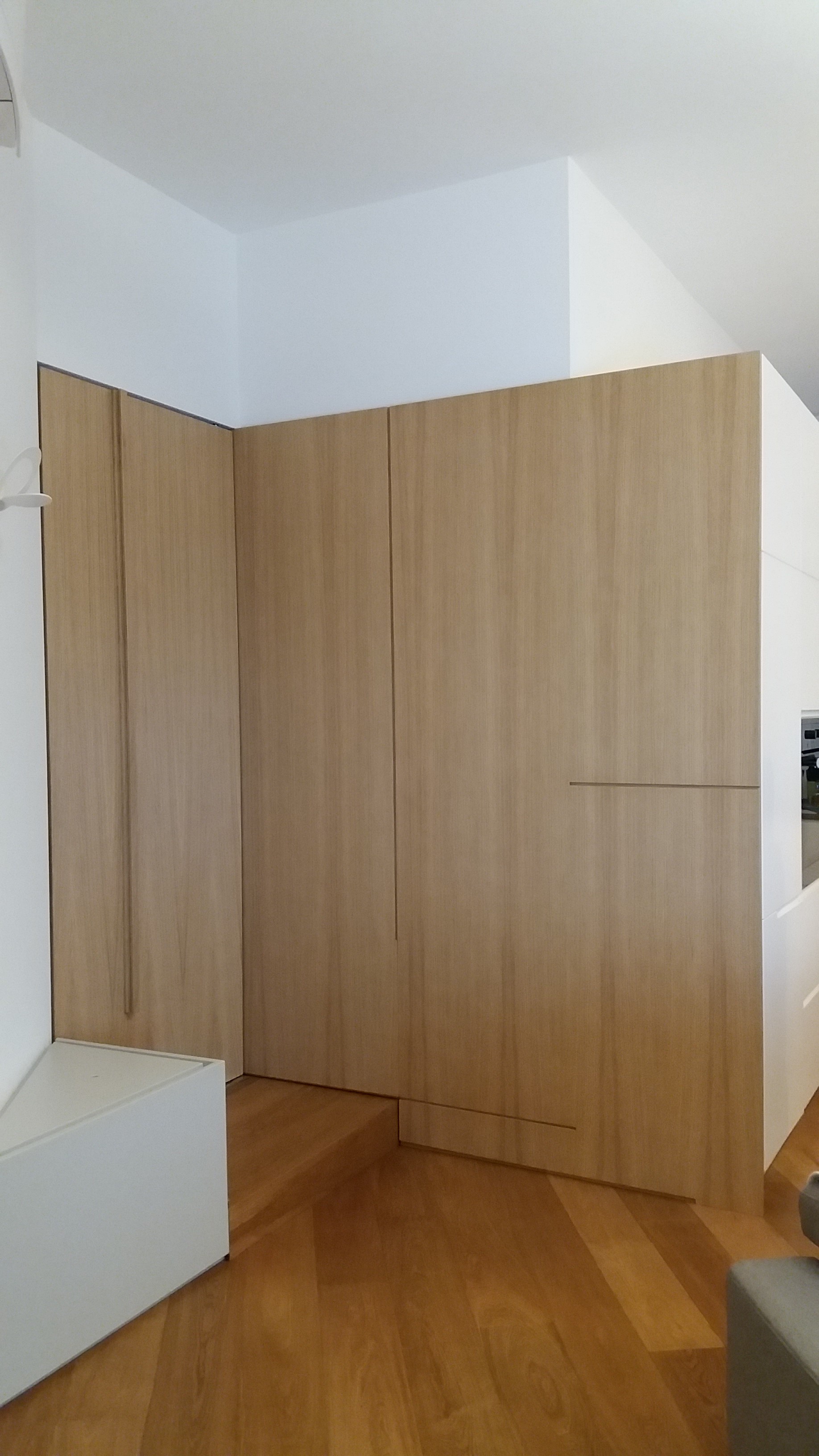 扭曲空间的创意解构——意大利 CASA MAL 公寓室内设计-3