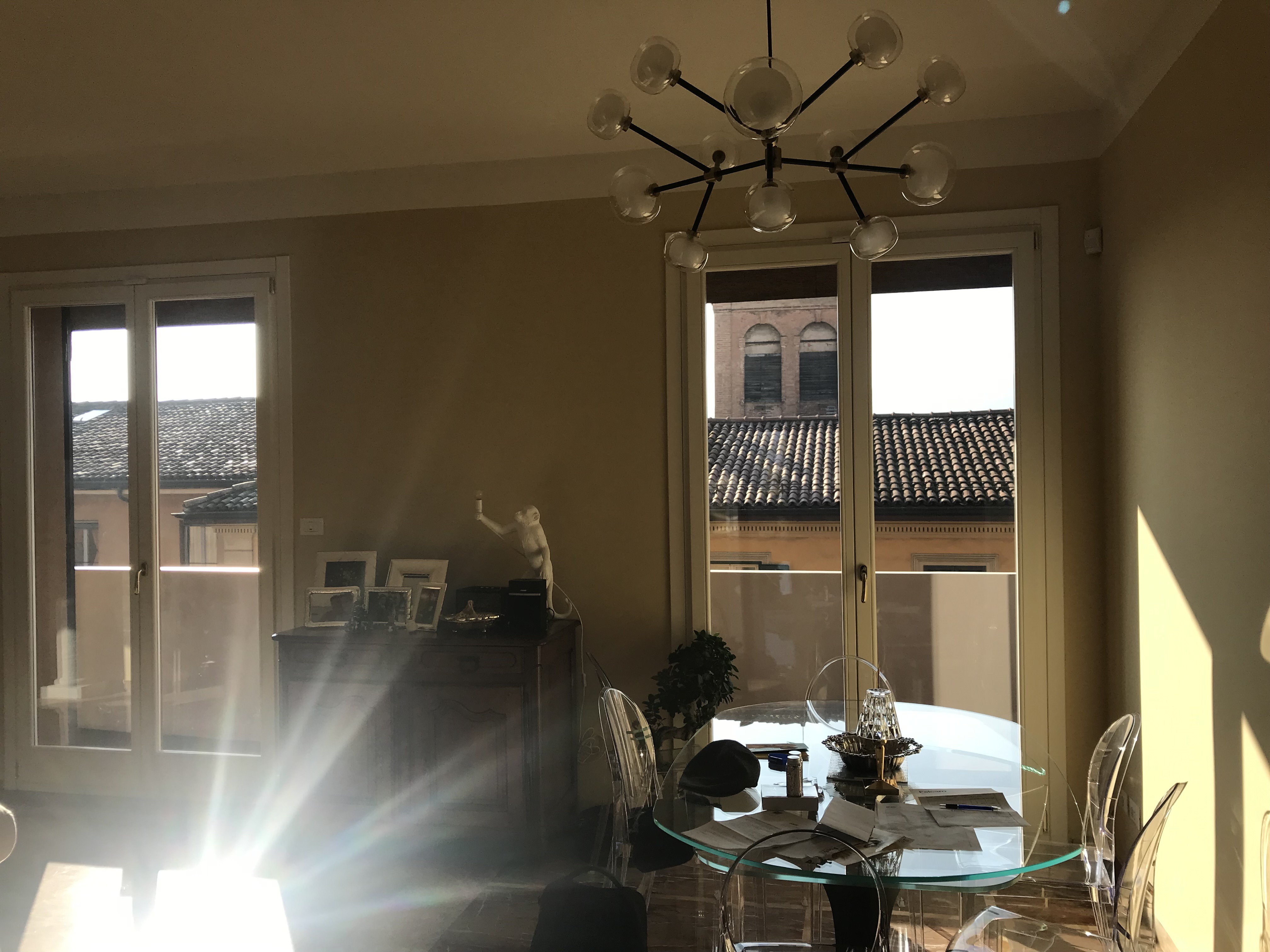 复古与现代共融的 60 年代博洛尼亚公寓翻新-5