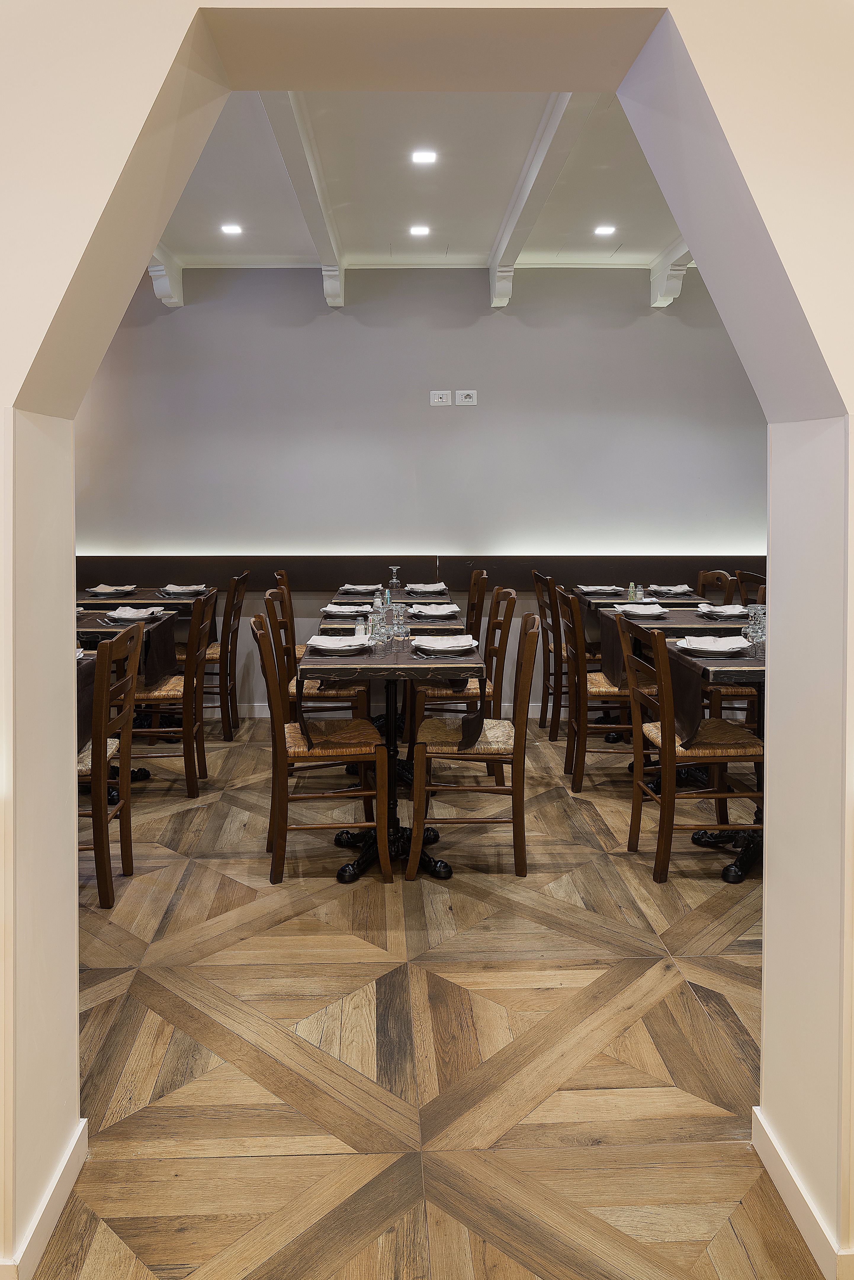 重塑罗马历史餐厅-17