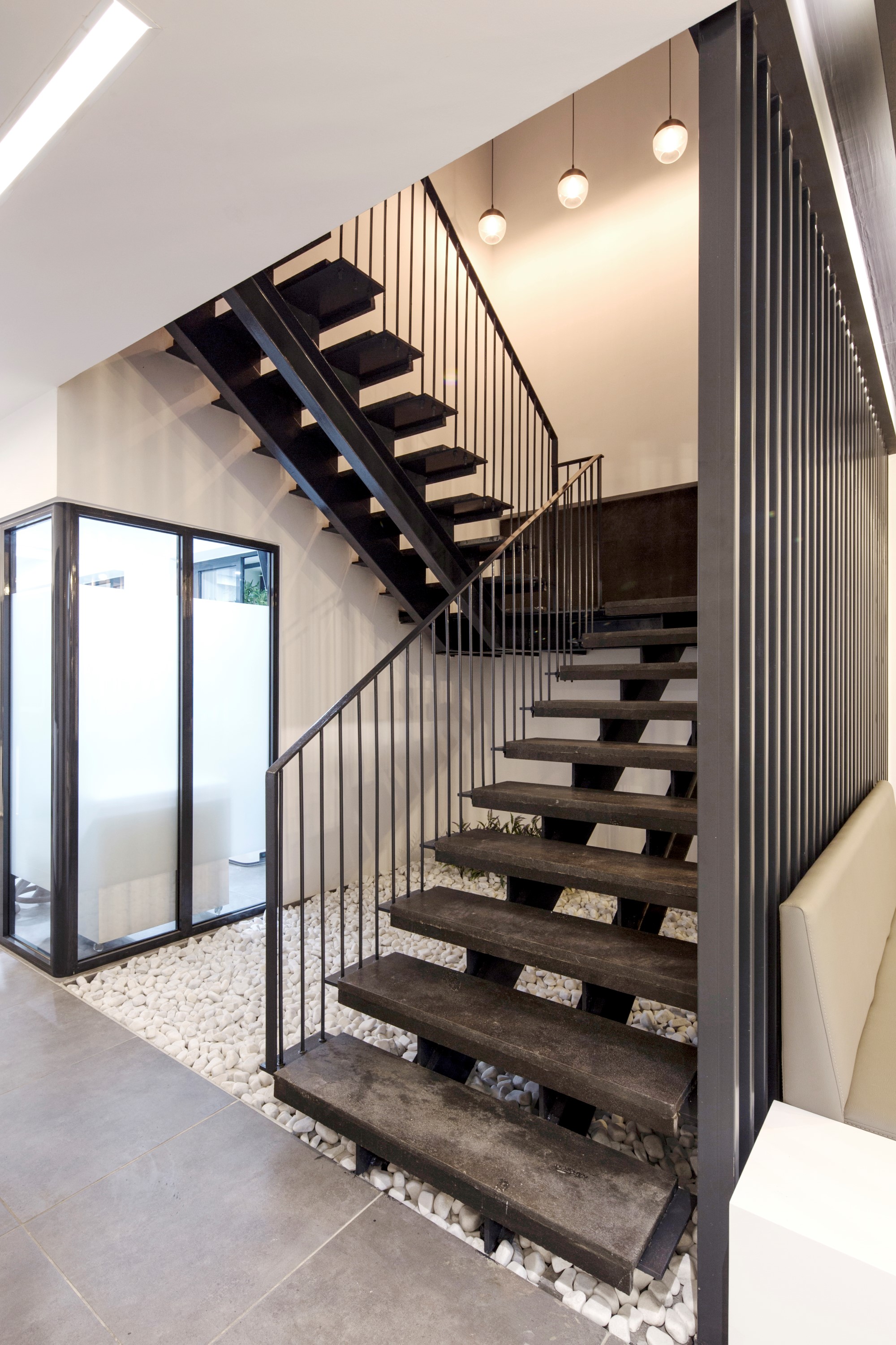 绿意盎然的人本诊所设计——土耳其微笑学院牙科诊所-6