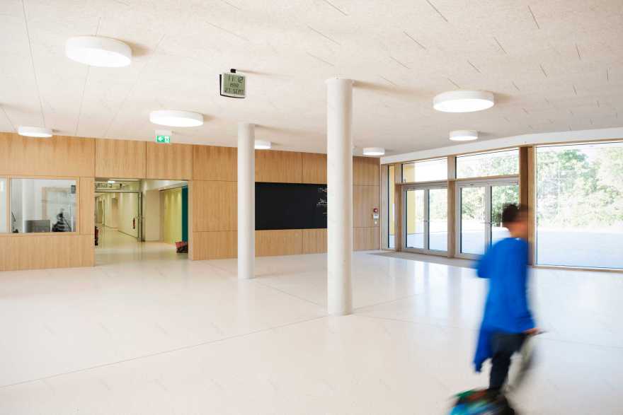 卢森堡“Ecole Schouweiler”小学及日托中心——功能齐全、节能环保的设计-21