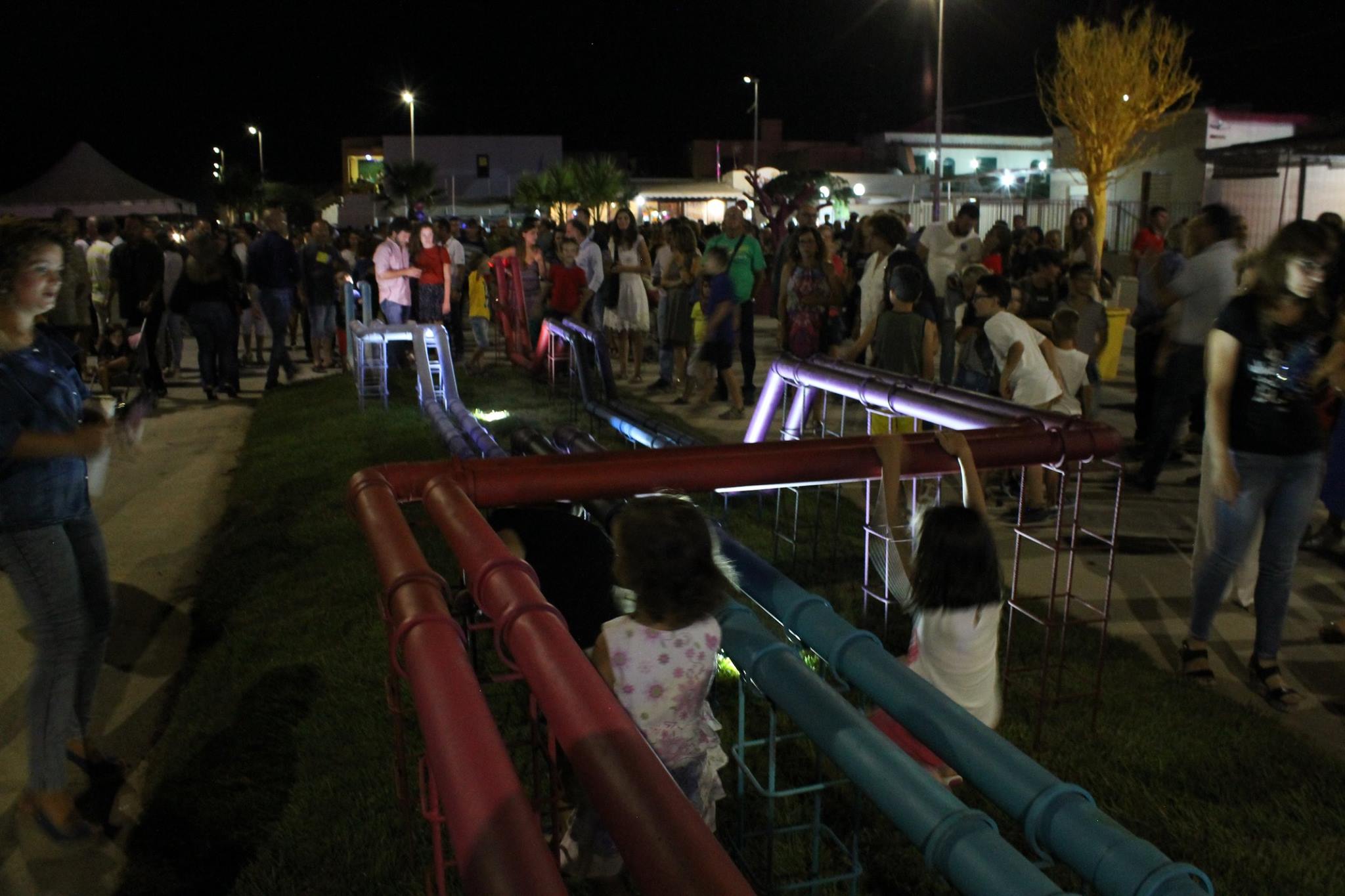 海市蜃楼般的“信息之瓶”——意大利 Petrosino 公共艺术装置-18